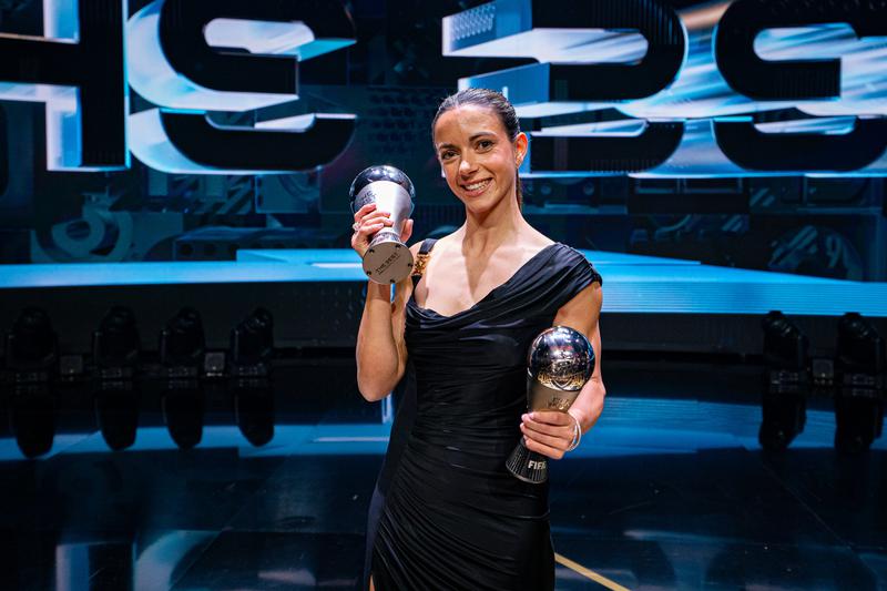 Aitana Bonmatí poses with her FIFA The Best awards, January 2024