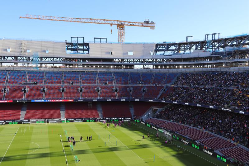 FC Barcelona players train at the still under construction Spotify Camp Nou during an open training session on November 7, 2025