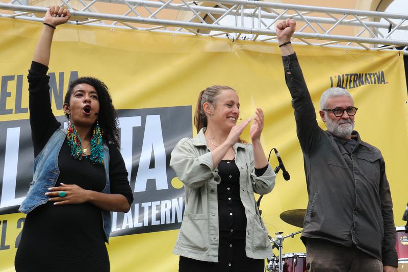 Far-left CUP's candidate in Barcelona, Basha Changue (left), along with CUP's MP in Spanish Congress Mireia Vehí and MP in the Catalan parliament Carles Riera in Barcelona on May 20, 2023