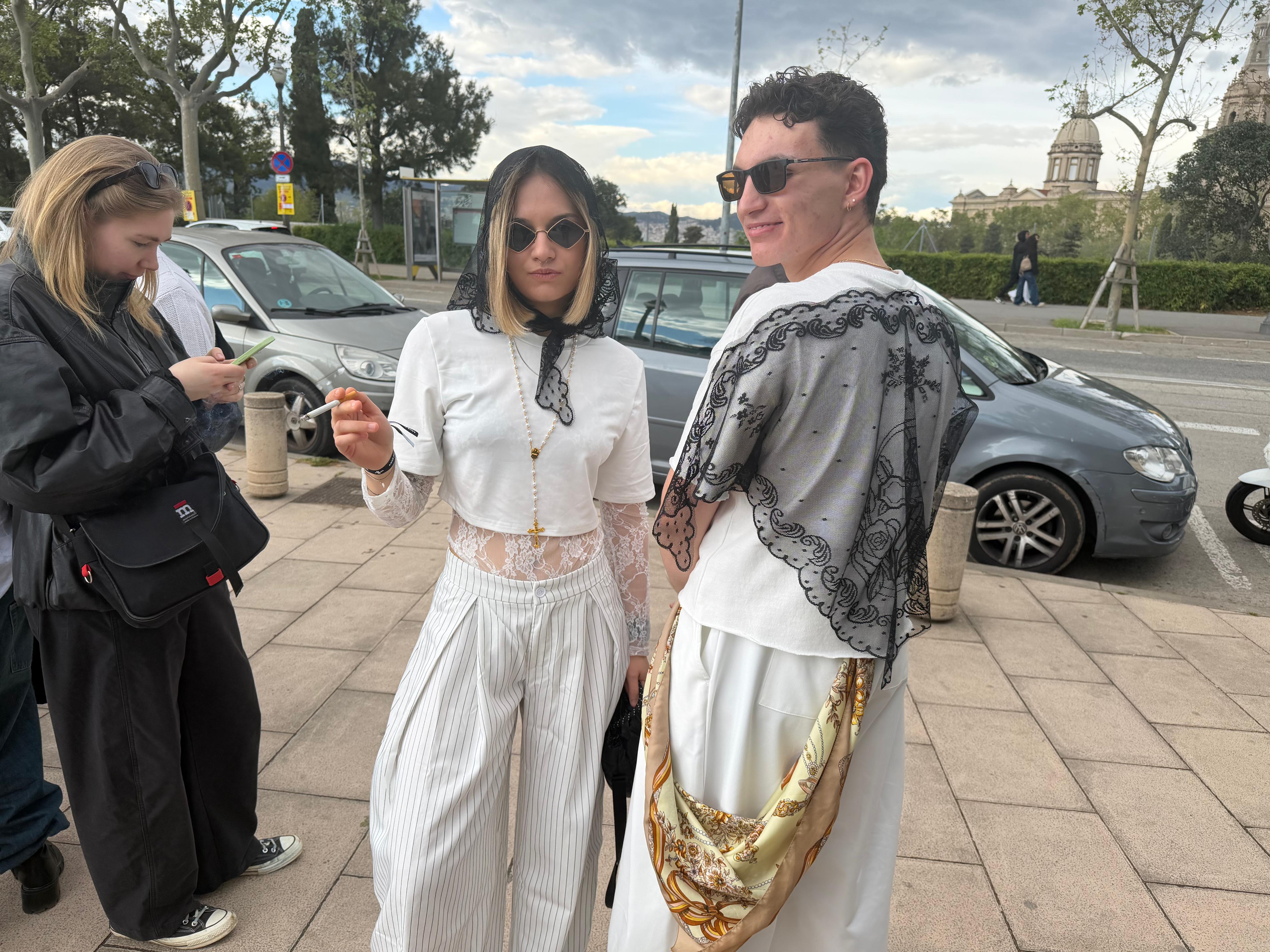 Kris and Dimitar, from Bulgaria, queue to see Rosalía in Barcelona