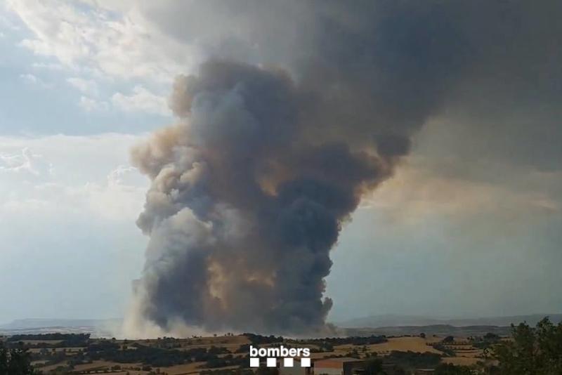 The wildfire burning in the Segarra county, July 2025