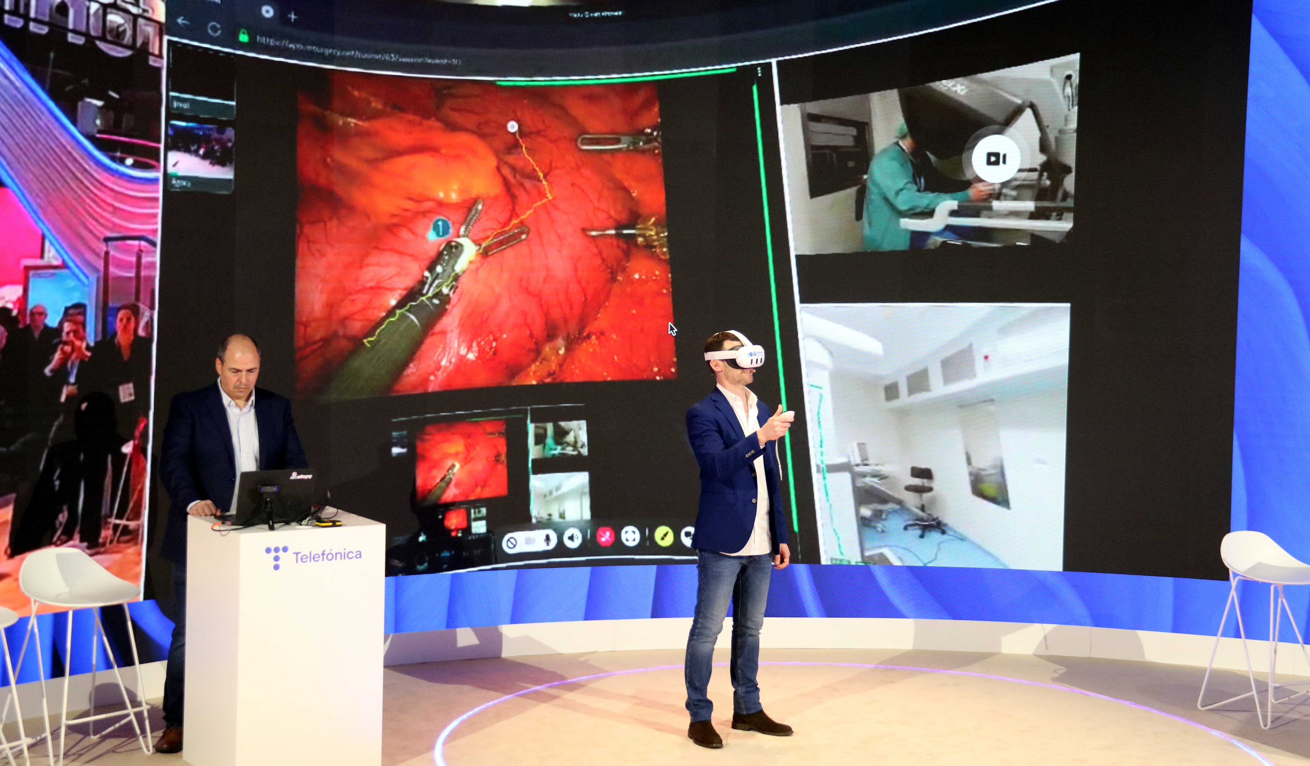 Doctor Jordi Tarascó shows off the VR headset that can train surgeons at the Mobile World Congress