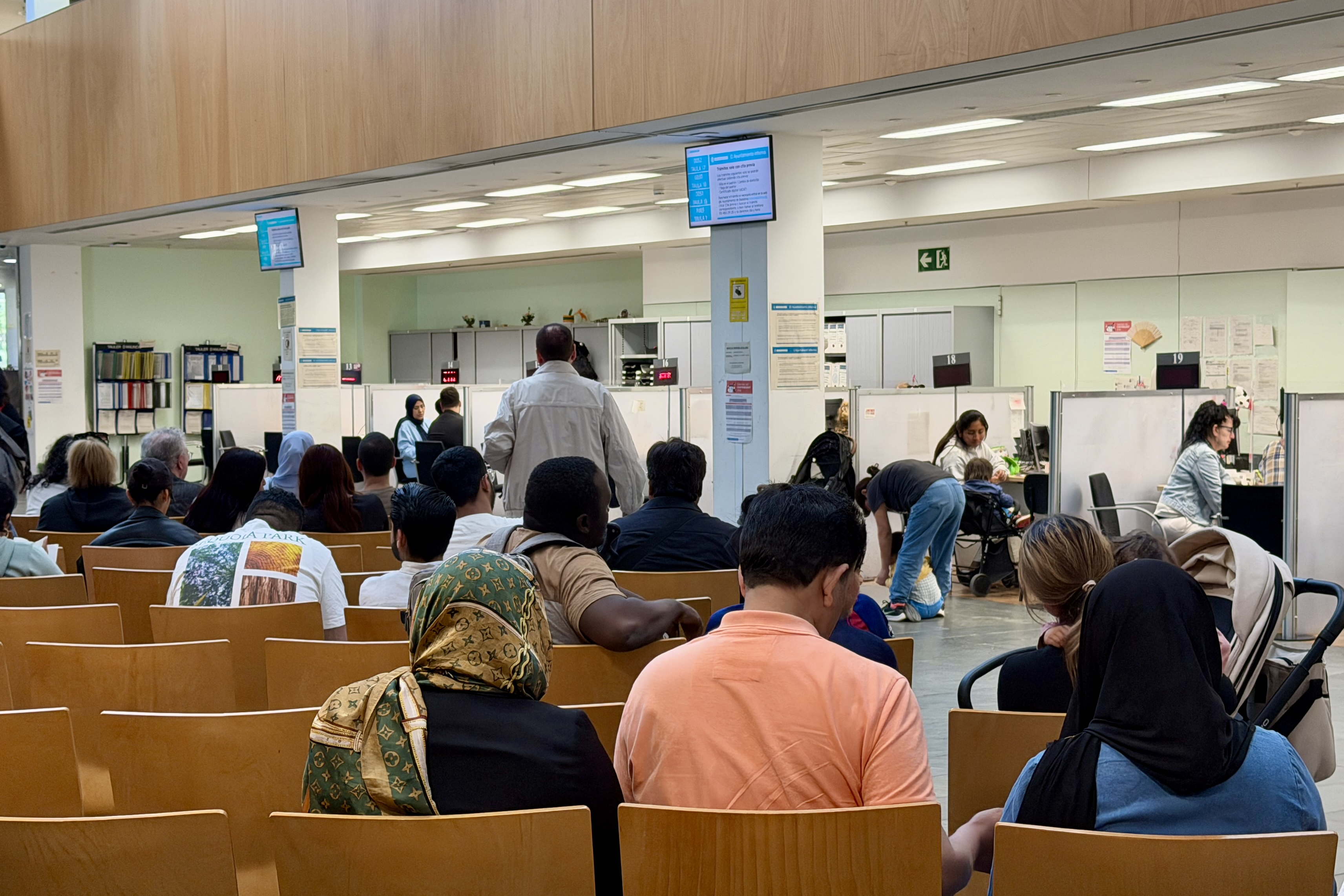 The municipal offices of Badalona on the first day of the extraordinary migrant regularization process.