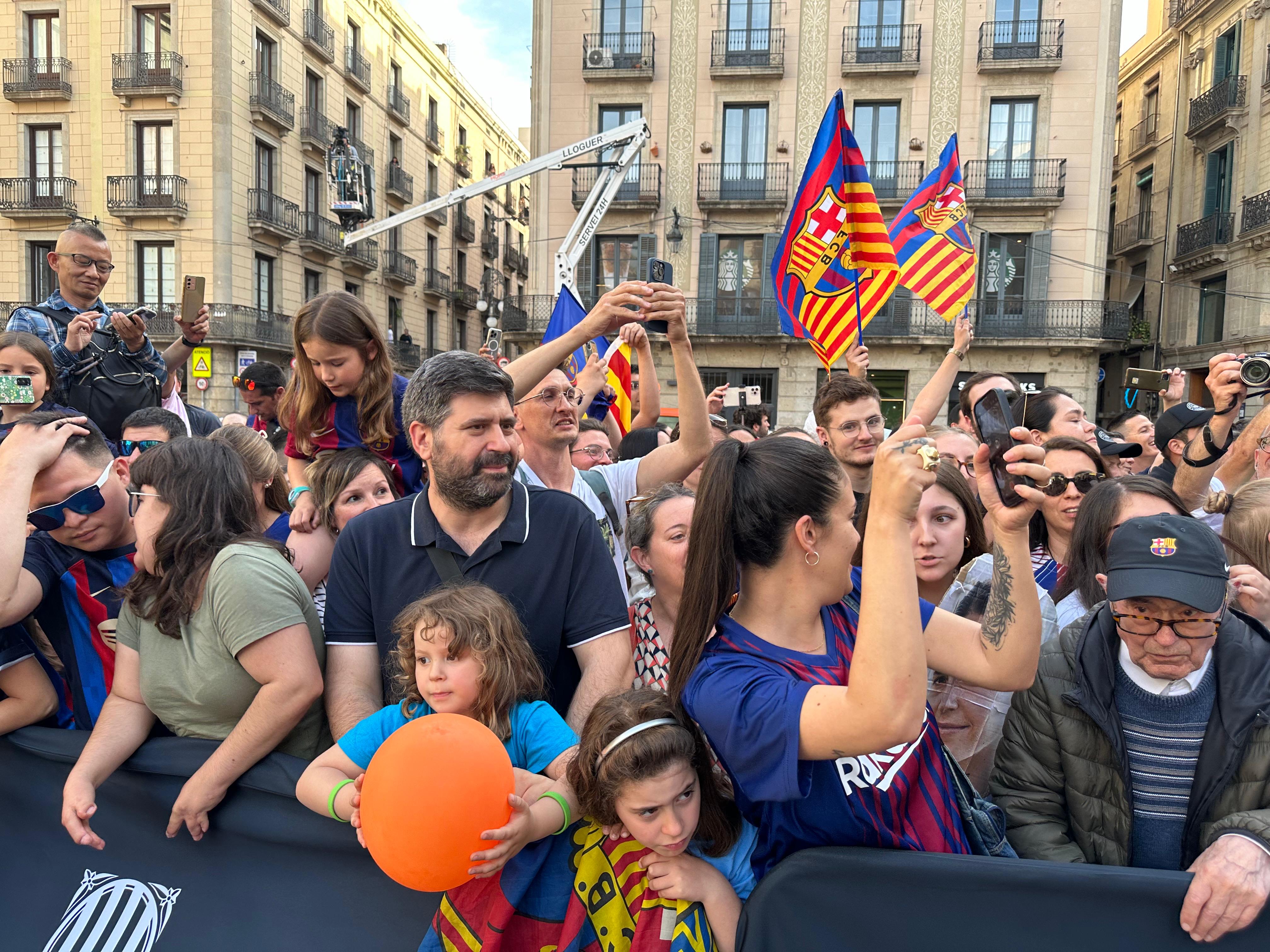 Barça femení fans at Plaça Sant Jaume square in Barcelona