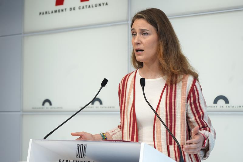 Govern i Comuns pacten una direcció general per posar multes als qui se salten la llei d'habitatge
