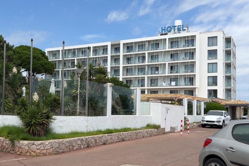 The Nieves Mar Hotel in l'Escala (Gerona)