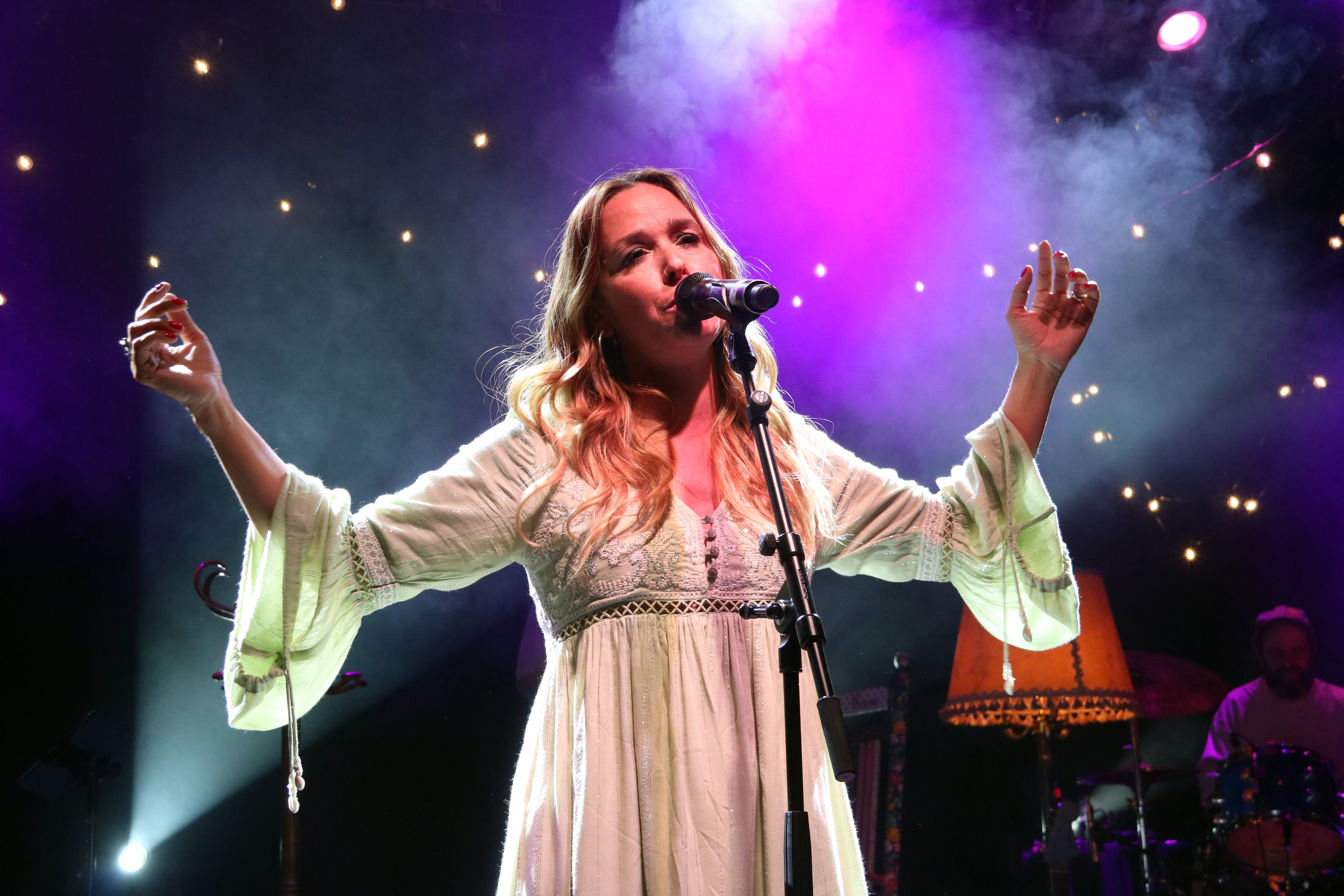 Beth Rodergas performing in Luz de Gas in Barcelona