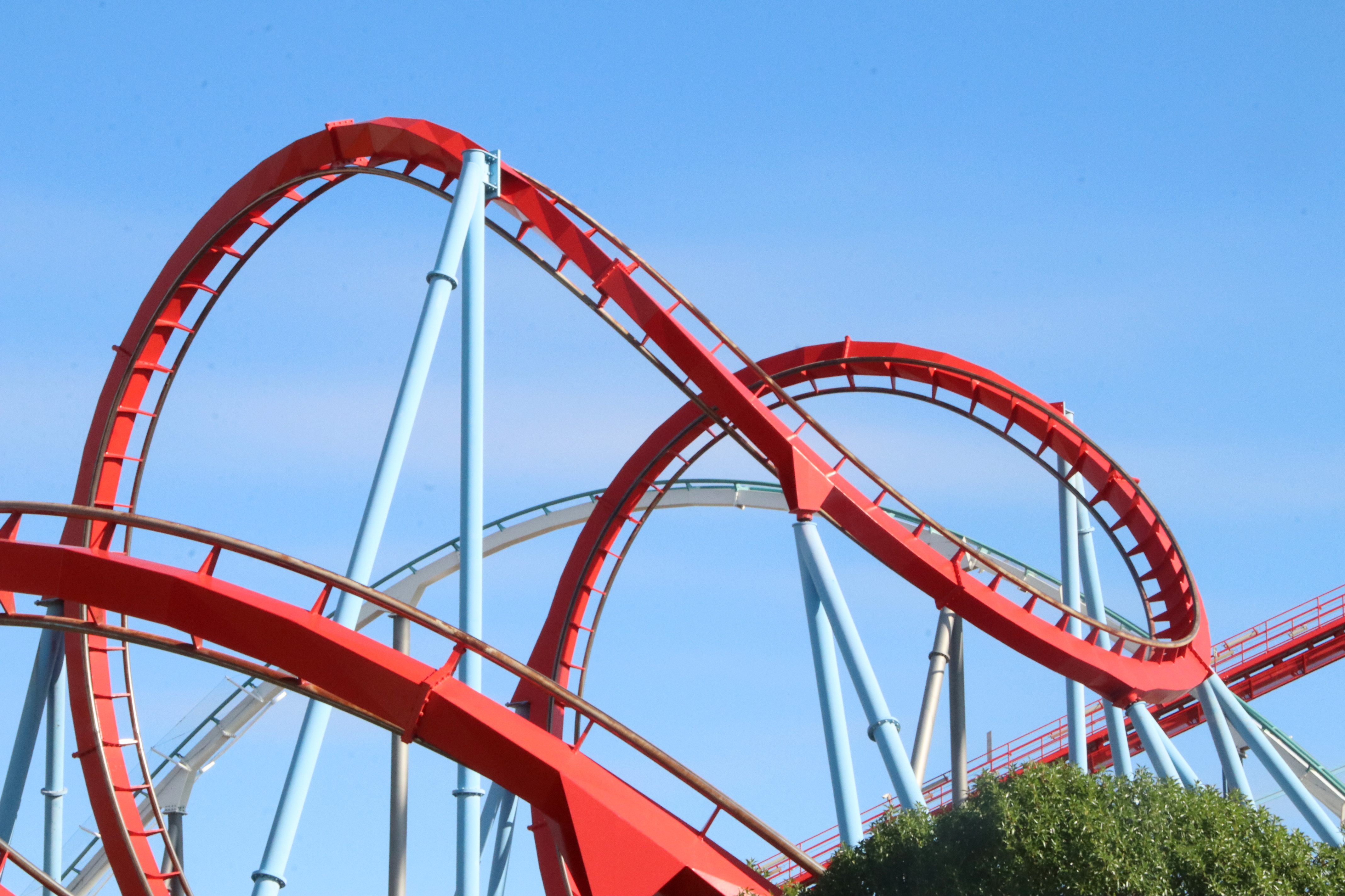 PortAventura's Dragon Khan part named 'cobra roll' which will be replaced in the upcoming weeks