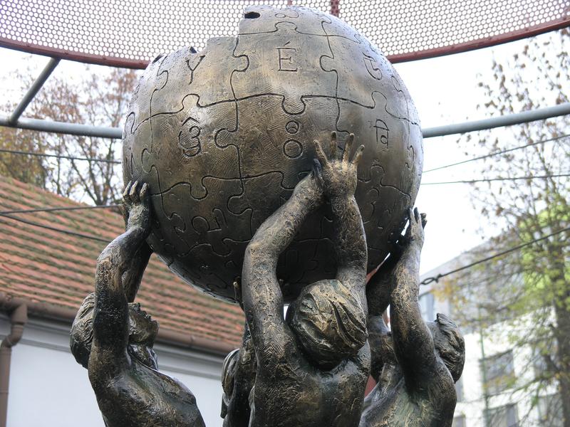 Wikipedia Monument by Mihran Hakobyan in Slubice, Poland