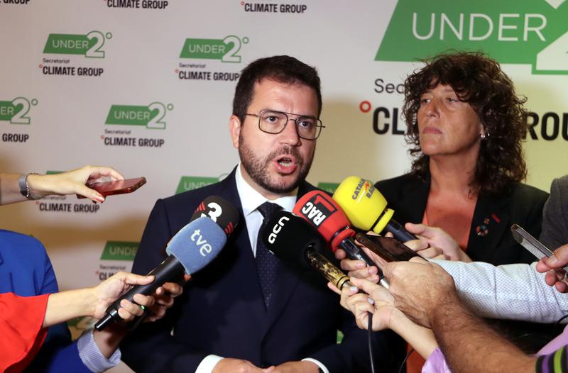 The Catalan president, Pere Aragonès, talking to the press during Climate Week NYC along with the climate change and agriculture minister, Teresa Jordà, on September 19, 2022