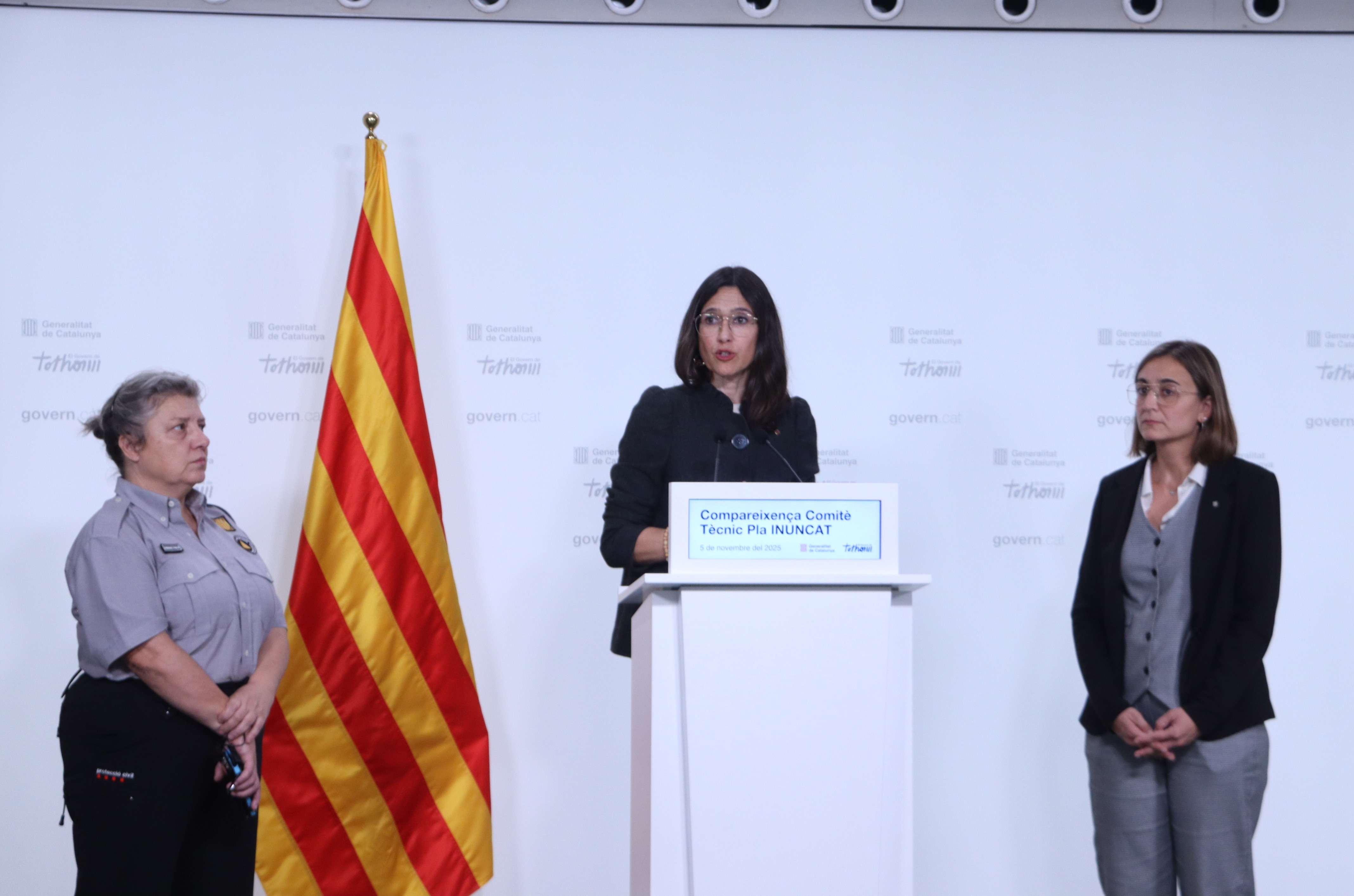 Catalan interior minister Núria Parlon accompanied by heads of the emergency services during a press conference on November 5, 2025