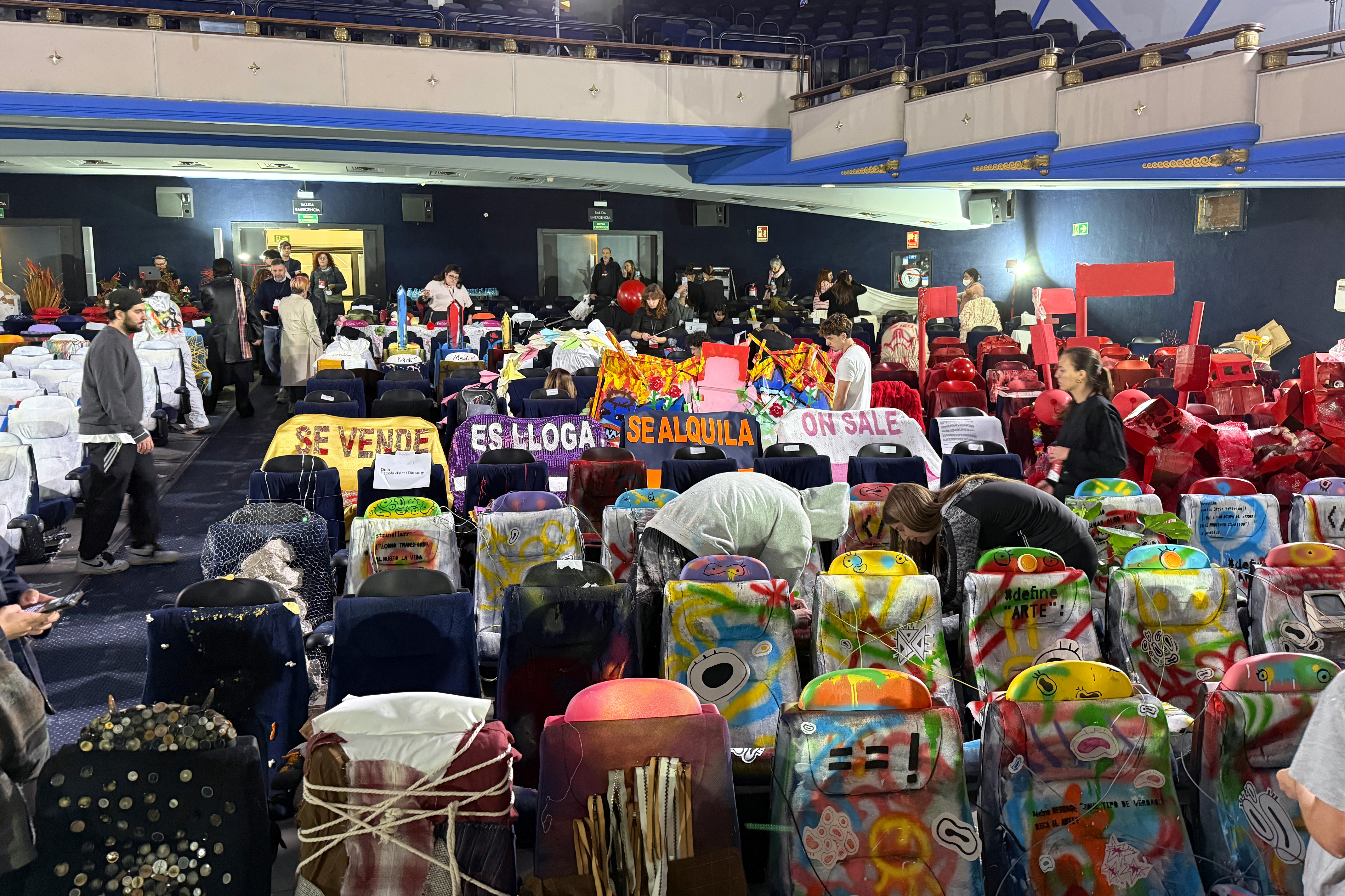 Artistic intervention in the old Comedia Cinema created by Barcelona art students