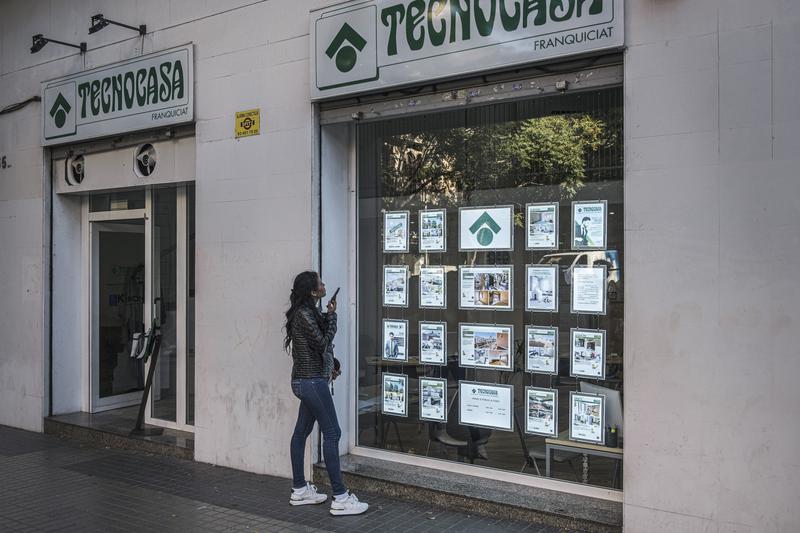 La inversió immobiliària suposa gairebé el 15% del patrimoni a Catalunya