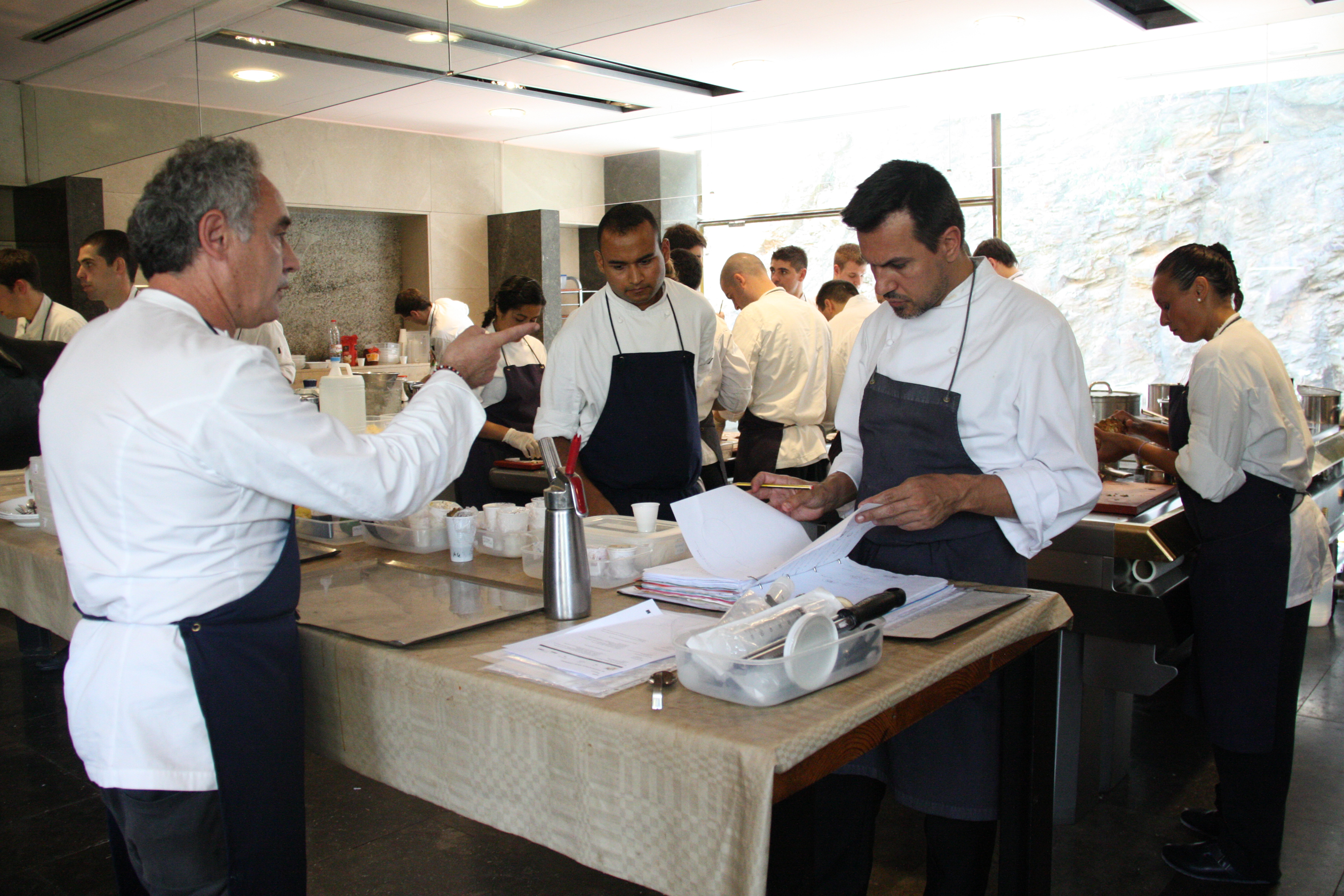 Ferran Adrià working at El Bulli.