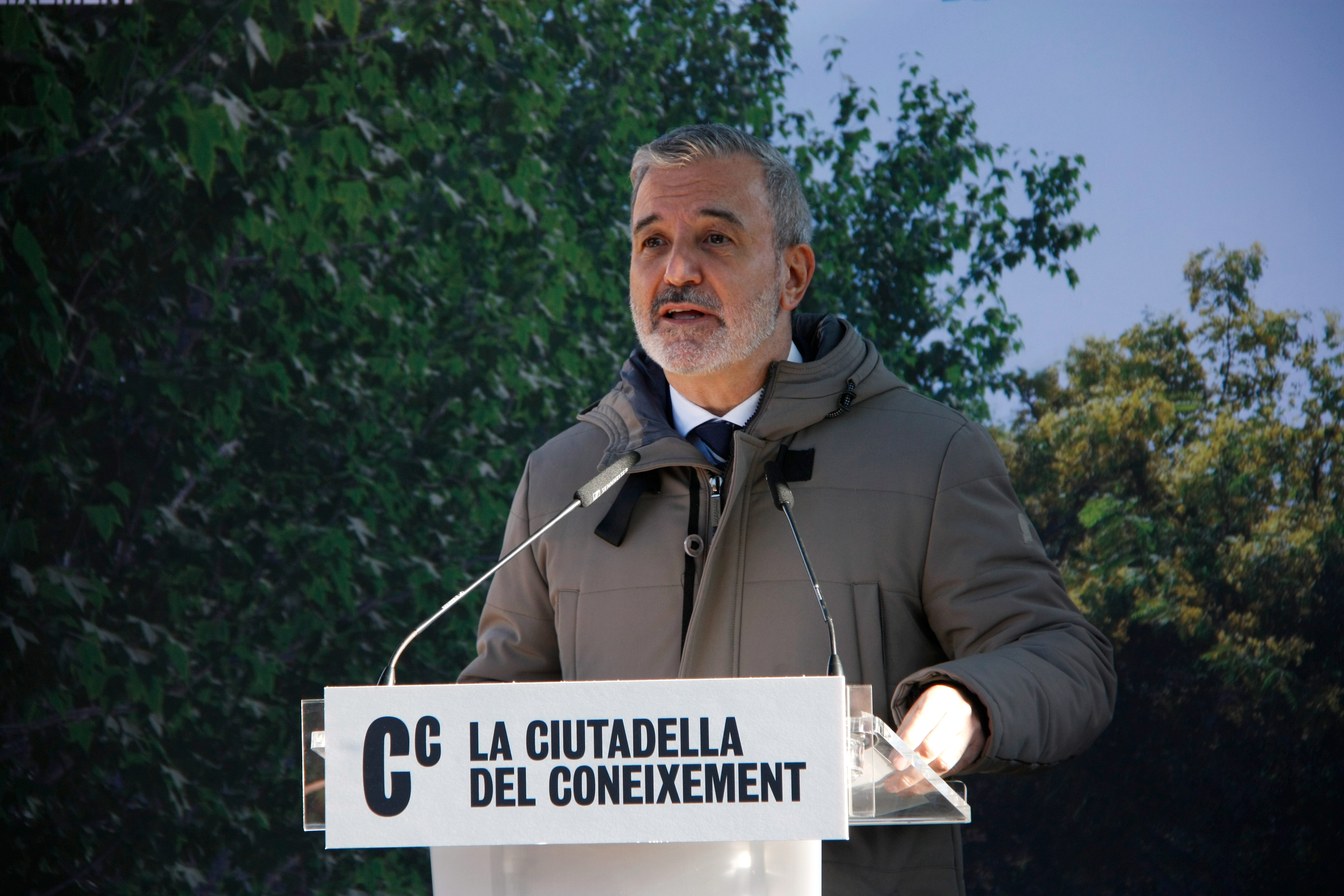 Barcelona mayor, Jaume Collboni, at the presentation of the new pathway in Ciutadella park, connecting Ciutat Vella and la Vila Olímpica neighborhoods