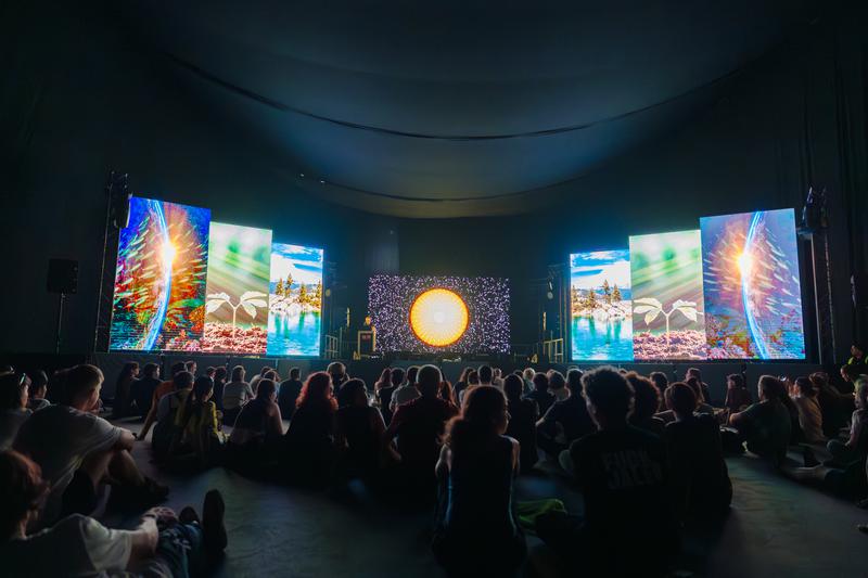 Fans enjoy one of the audiovisual experiences at Sónar+D 2023