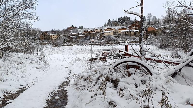 Ger, in Cerdanya, covered in snow