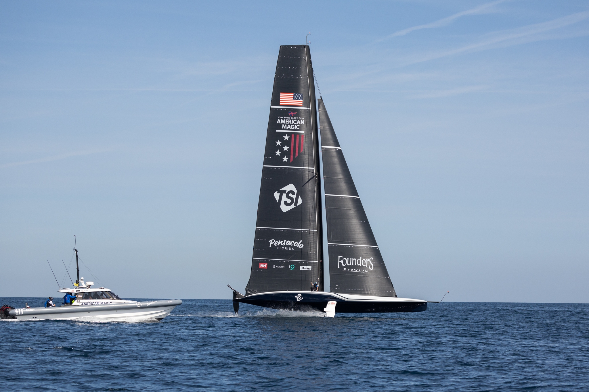 American Magic trains with its Patriot boat in front of Barcelona at speeds of 35 knots before the America's Cup