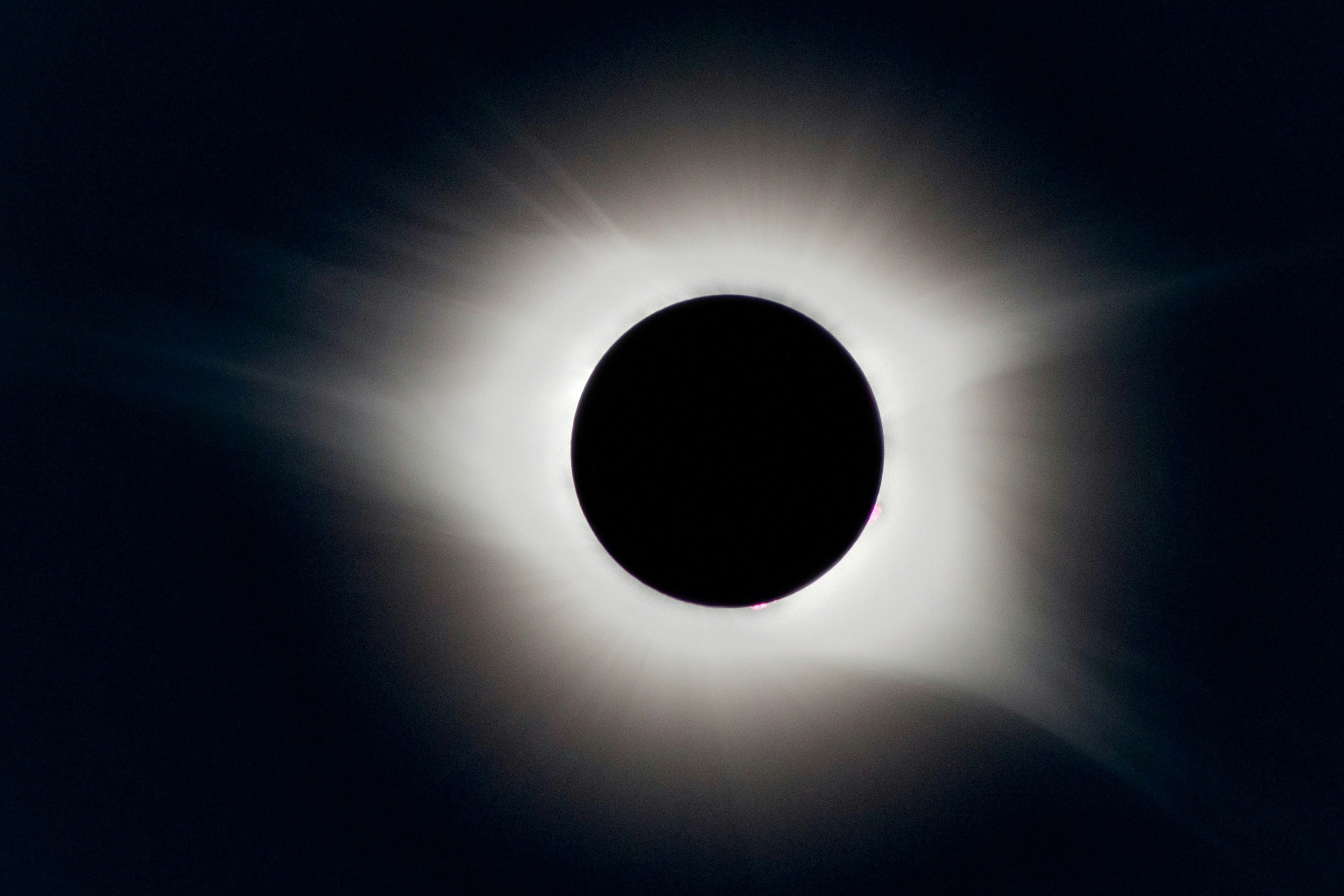 A total solar eclipse in 2017 in South Carolina, US, taken in the middle of eclipse totality