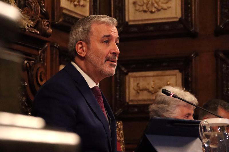 Mayor of Barcelona, Jaume Collboni, in the council chamber