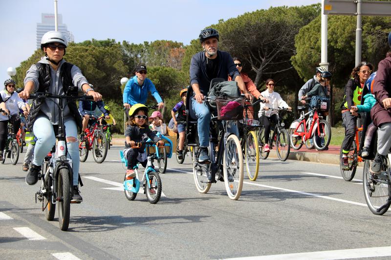 There were 2,200 participants for the 3rd Kidical Mass in the Poblenou district of Barcelona