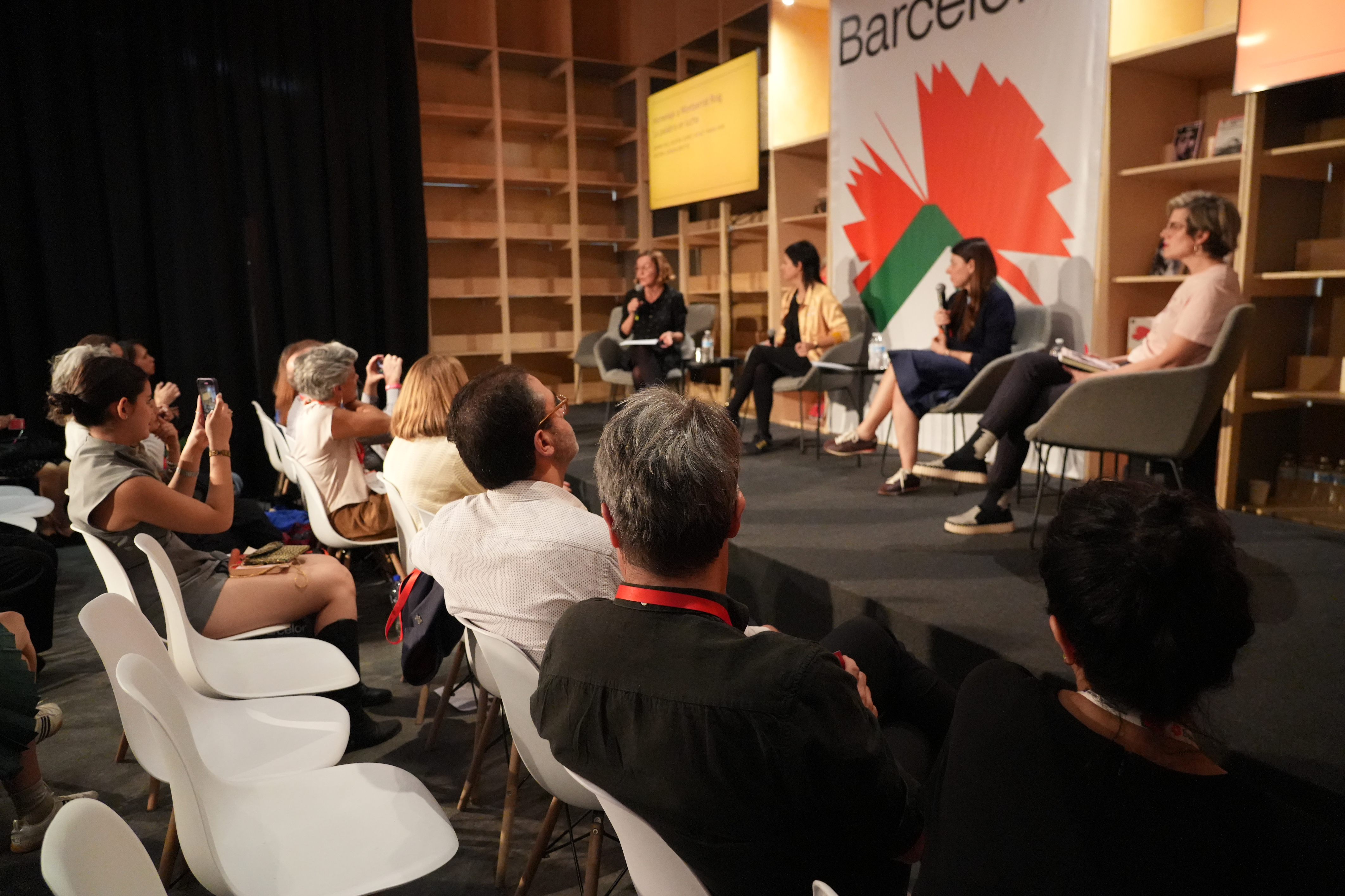 Homage to Montserrat Roig at the Guadalajara Book Fair