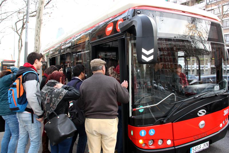 People board a Barcelona bus