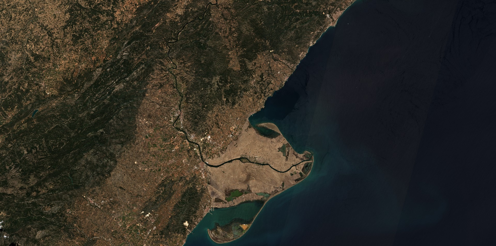 Les Terres de l'Ebre, en una imatge de satèl·lit del 20 d'abril del 2023