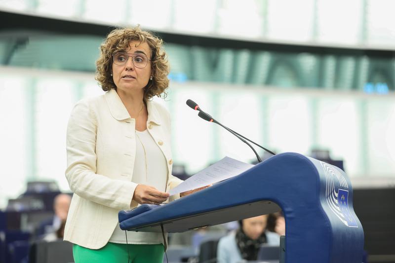 Els retrets entre el PP i el PSOE marquen el debat al Parlament Europeu sobre l'apagada elèctrica que va afectar Espanya