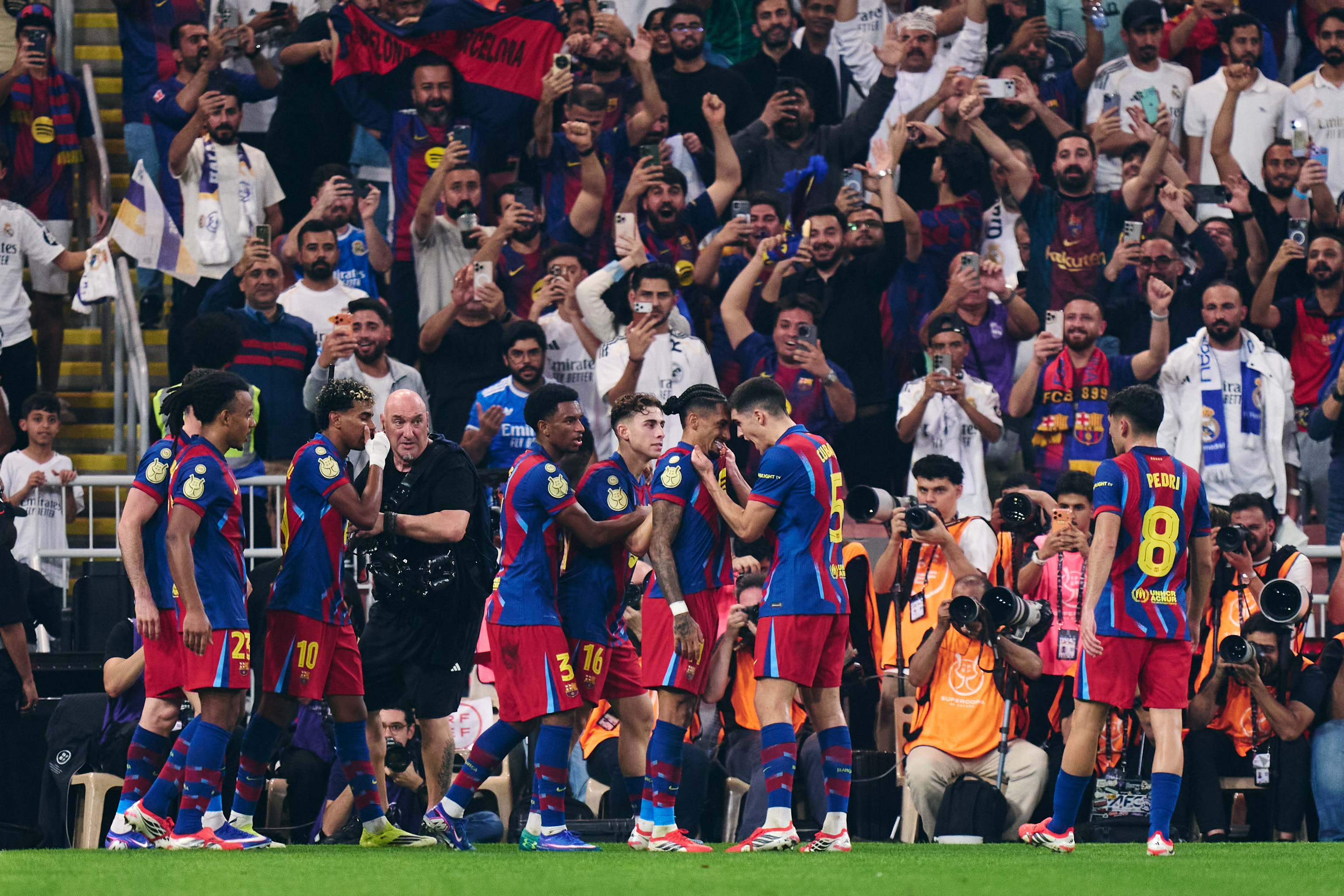 FC Barcelona celebrate Raphinha’s goal during the 2026 Super Cup final between FC Barcelona and Real Madrid CF at King Abdullah Sports City Stadium in Jeddah, Saudi Arabia.