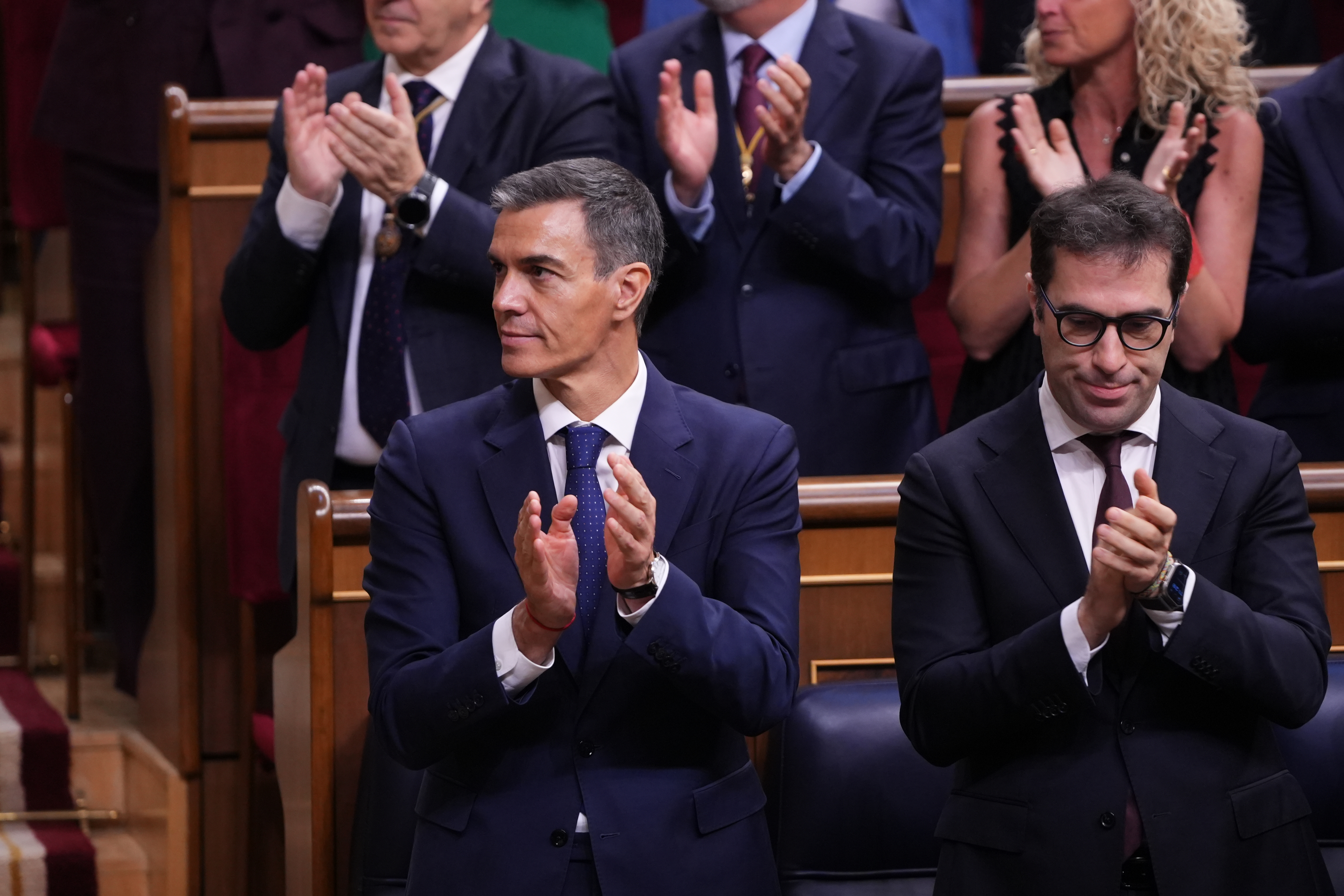 Spanish PM Pedro Sánchez applauds the Pope's speech to Congress
