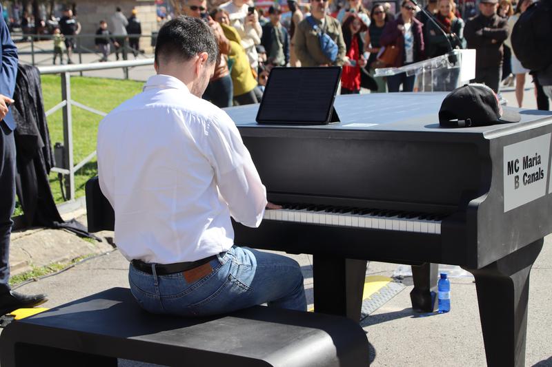 Unveiling of Barcelona's first solar-powered piano in Plaça Catalunya