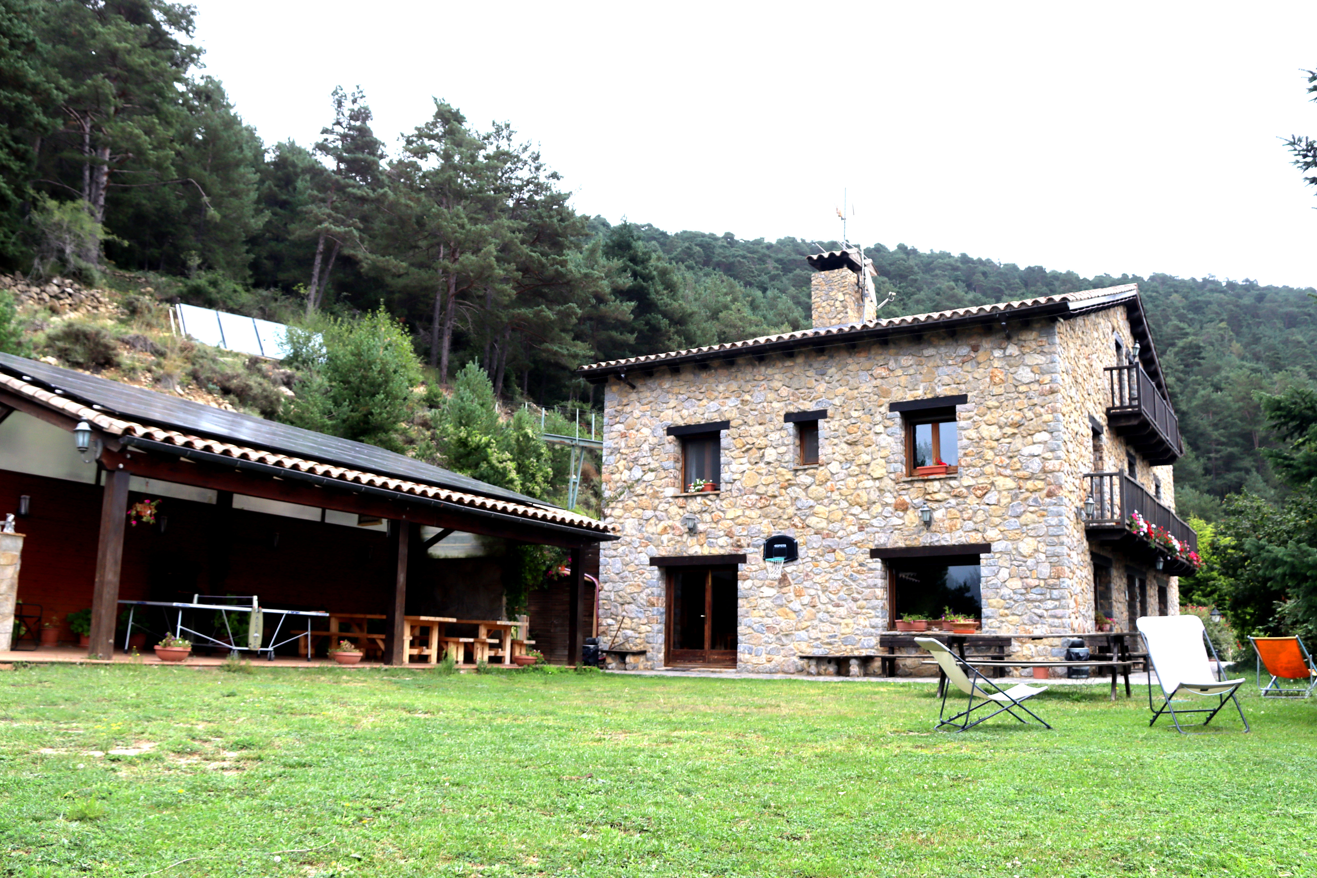 Rustic Vilella, a rural guesthouse, located in Gisclareny (Berguedà)