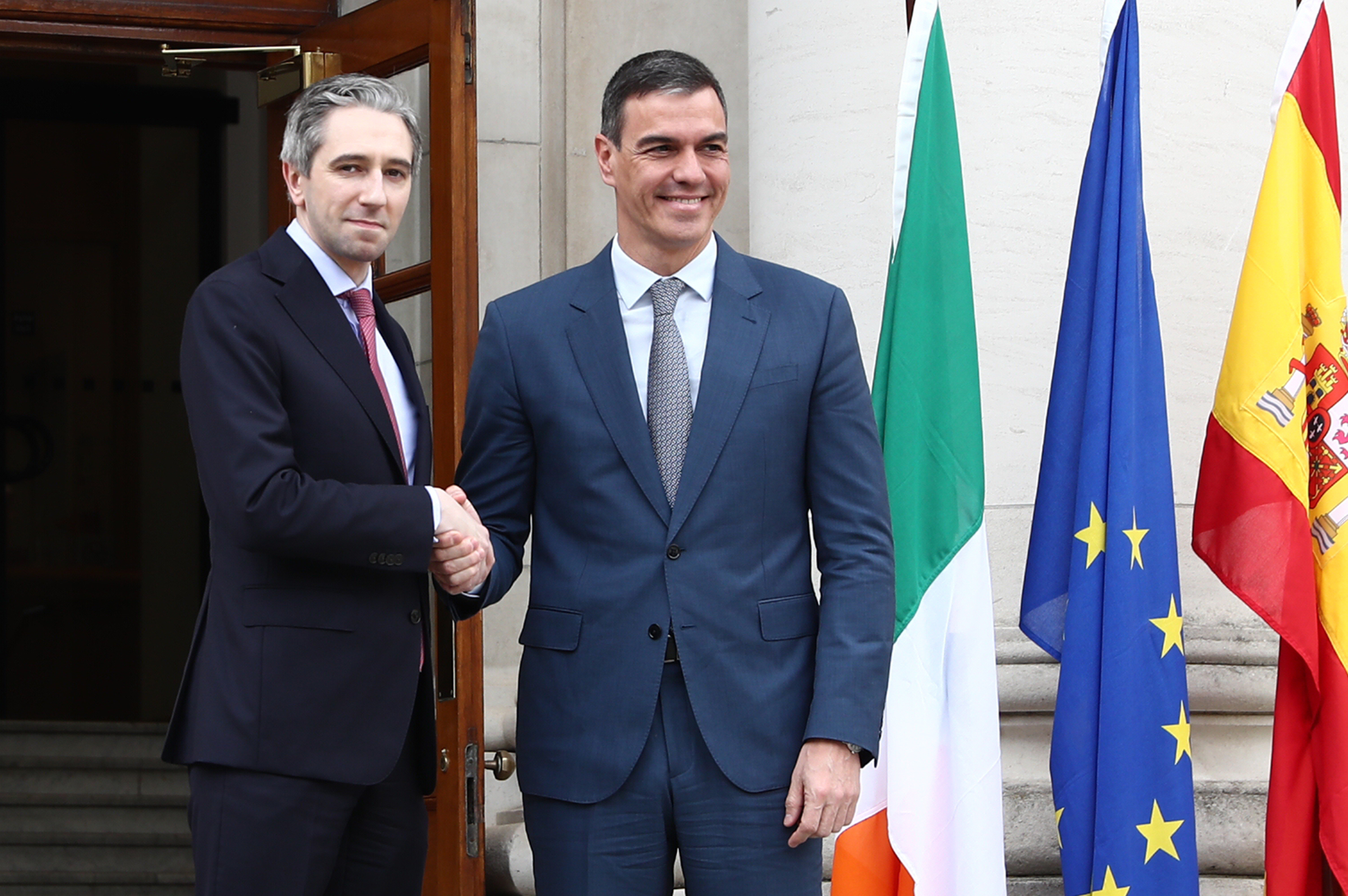 Spanish PM Pedro Sánchez and Irish PM Simon Harris in Dublin on April 12