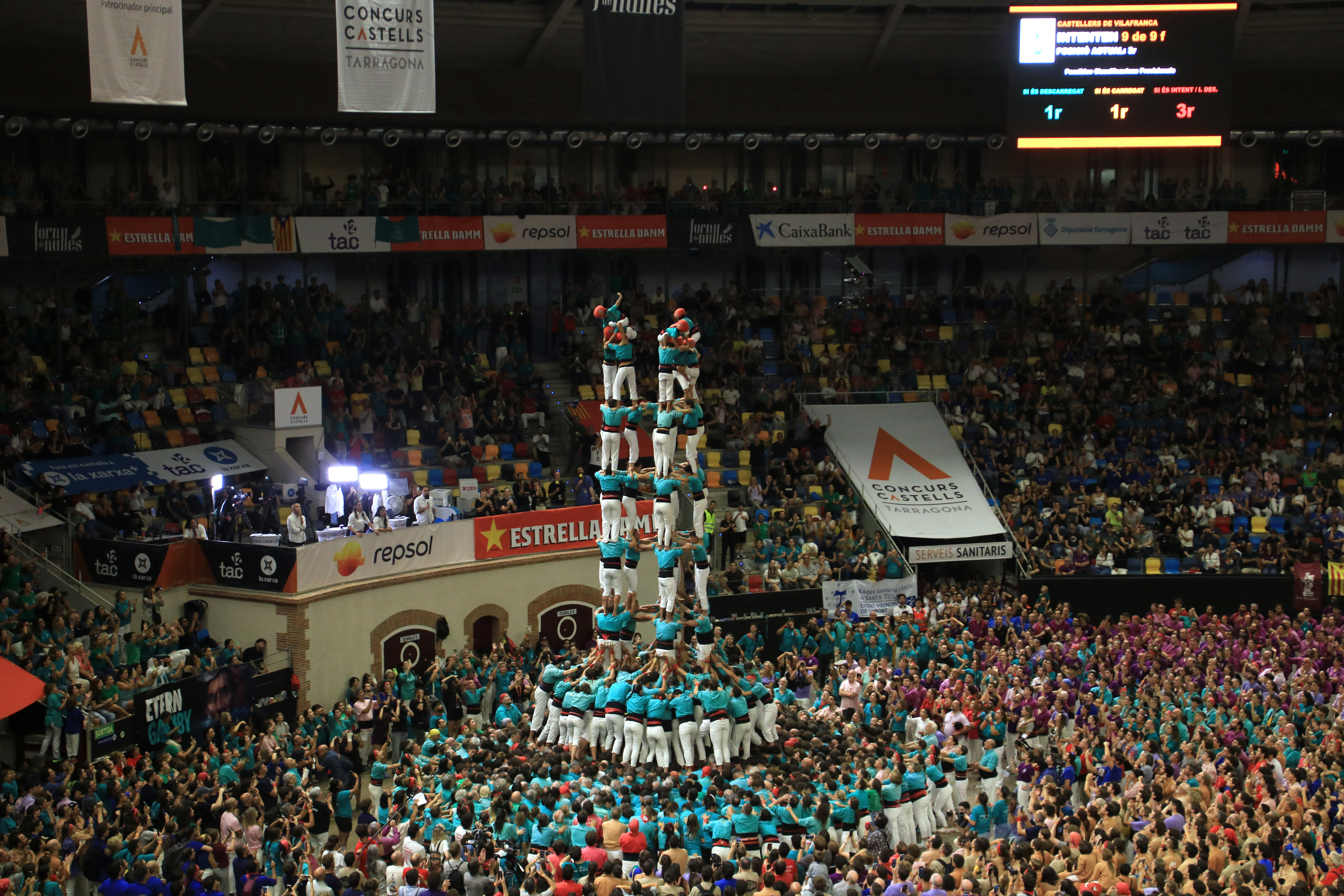 The 9 de 9 amb folre of the Castellers de Vilafranca in the fourth round of Sunday's day of the XXX Contest of Tarragona Castles