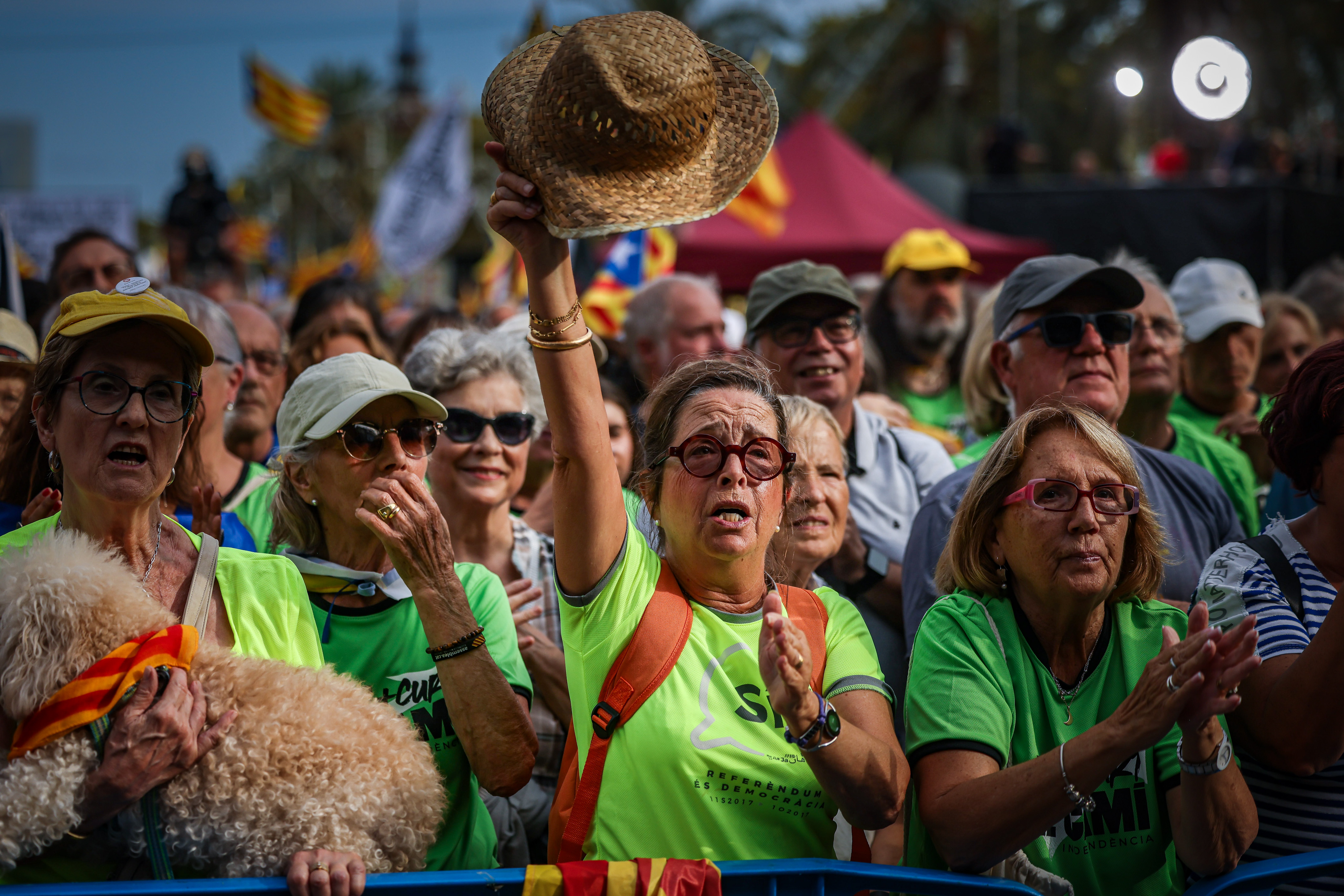 A demonstrator in the pro-independence protest in Barcelona for Catalonia's National Day,2024