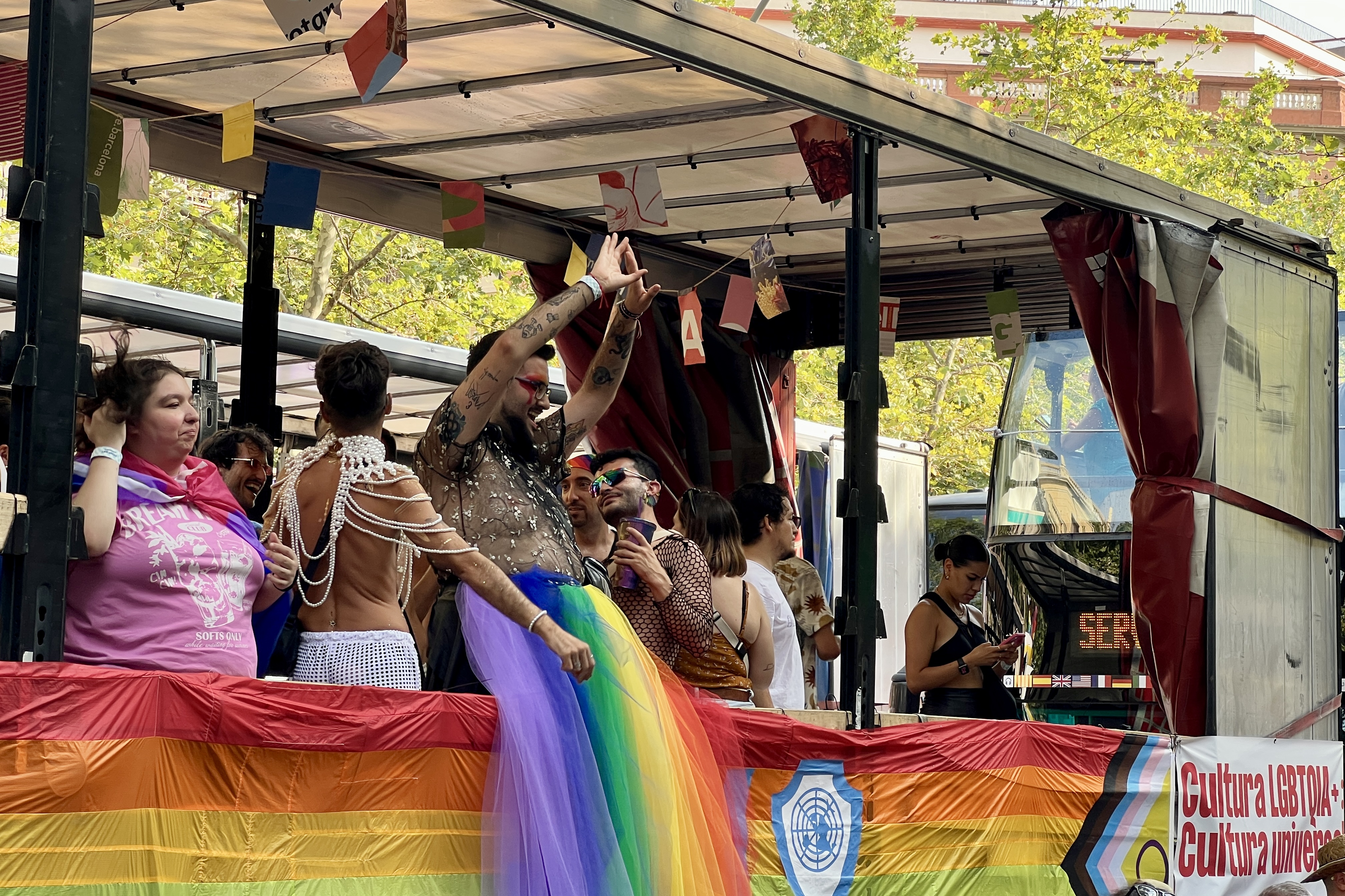 Barcelona Pride full of music and celebration to chant against the reactionary wave and to support the LGBTQ+ culture as universal