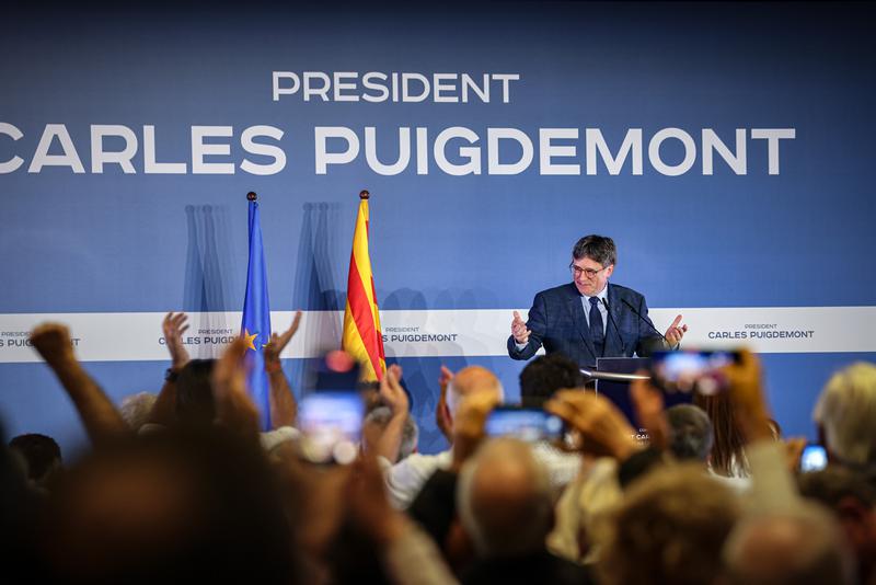 Former Catalan president Carles Puigdemont speaking in Elna, Northern Catalonia (France)
