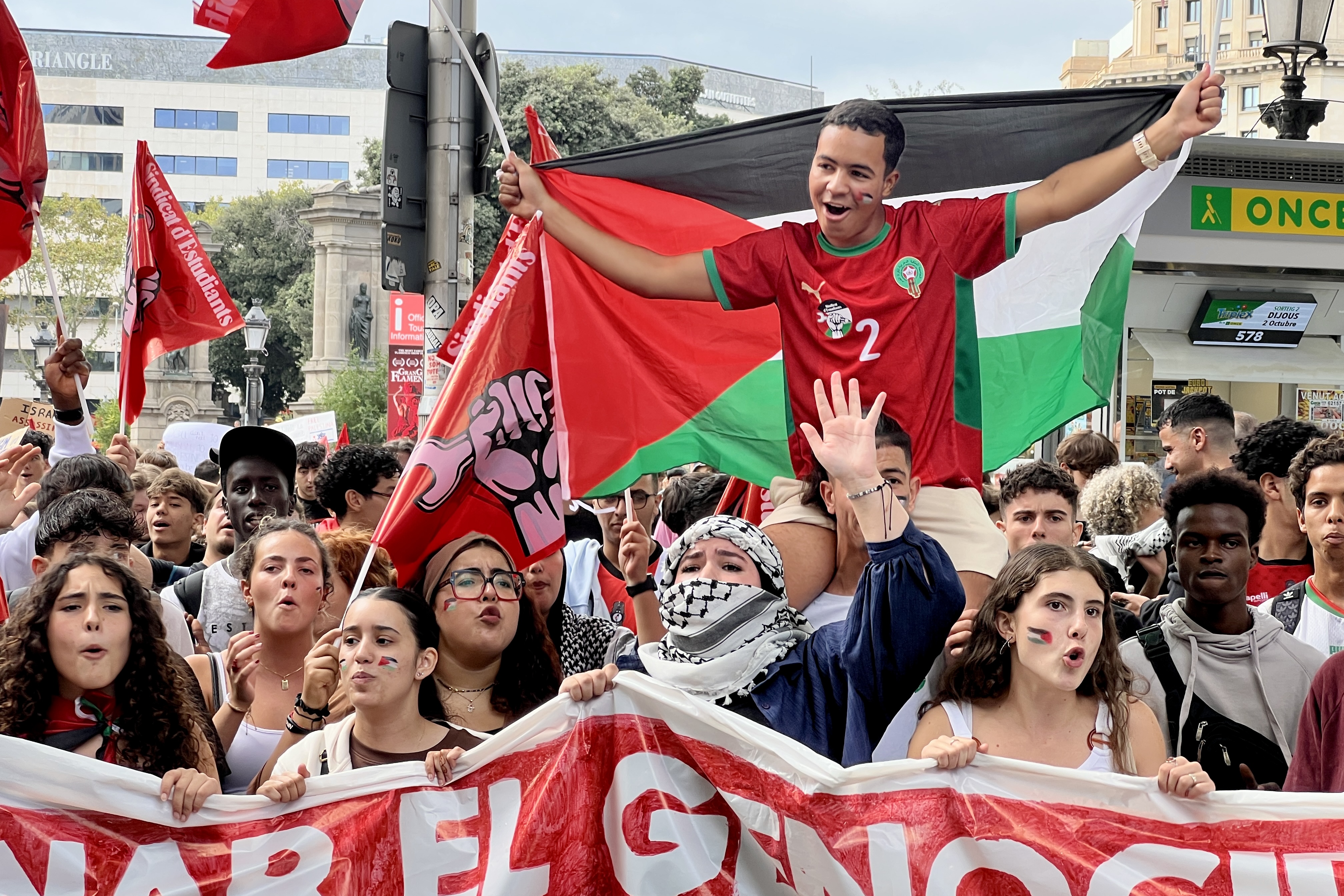 Hundreds of students rally in Barcelona against Israel’s interception of the Gaza aid flotilla