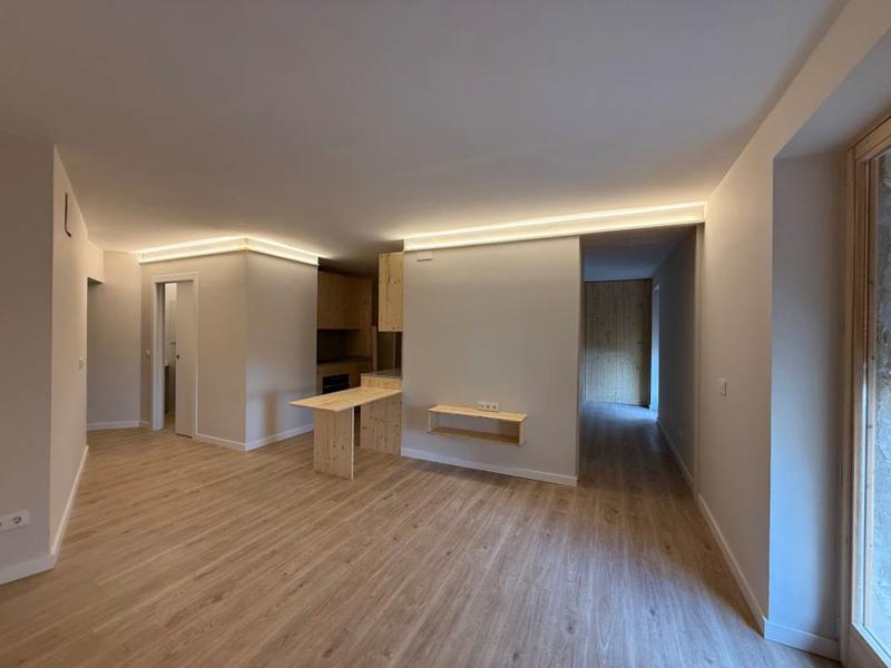 La Generalitat incorpora 5.491 pisos al parc públic de lloguer els últims 5 anys, la majoria per tanteig i retracte