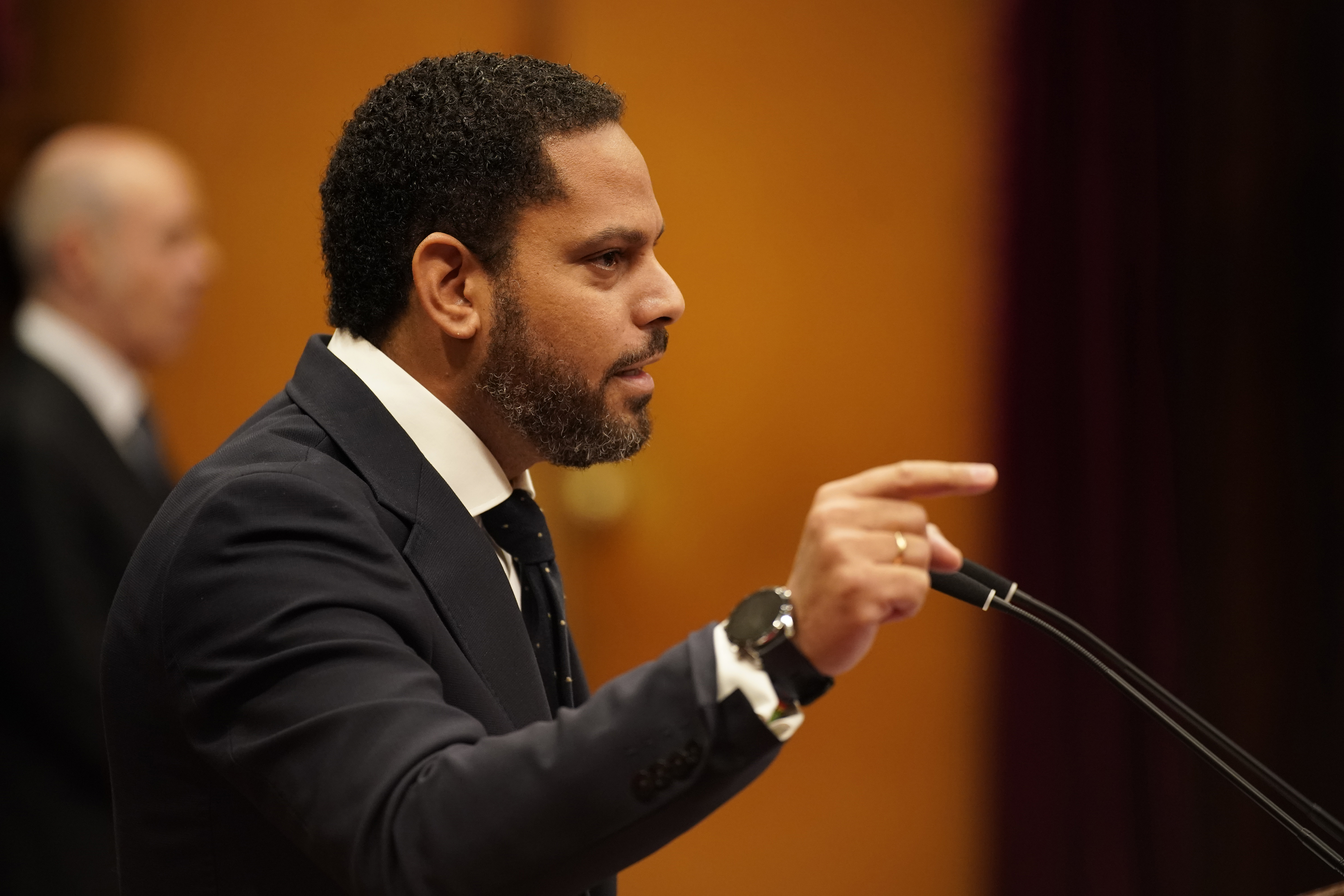 Leader of far-right VOX in parliament, Ignacio Garriga, during the 2025 General Policy Debate