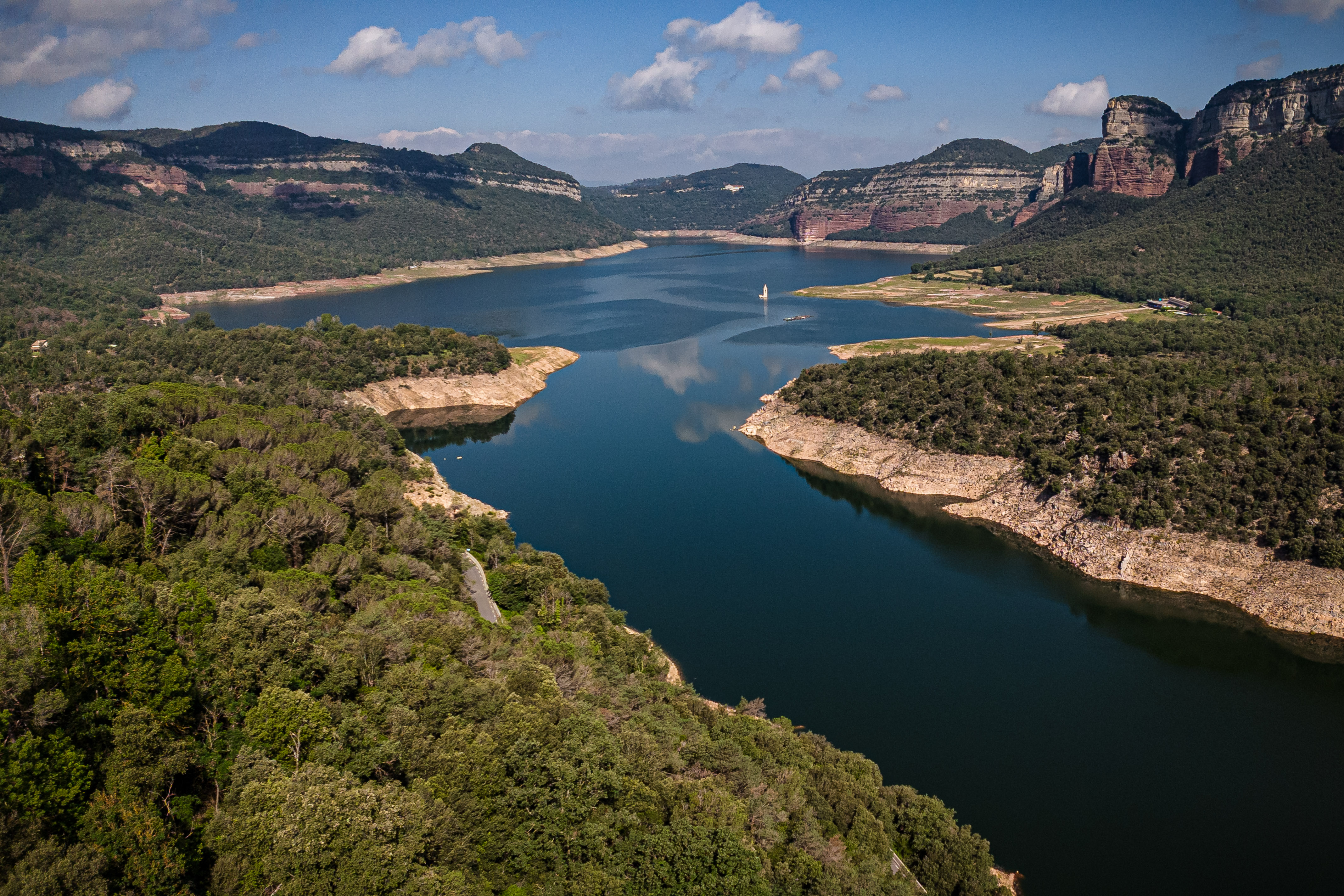 The Pantà de Sau reservoir at 45% of its capacity in an aerial image on June 22, 2024