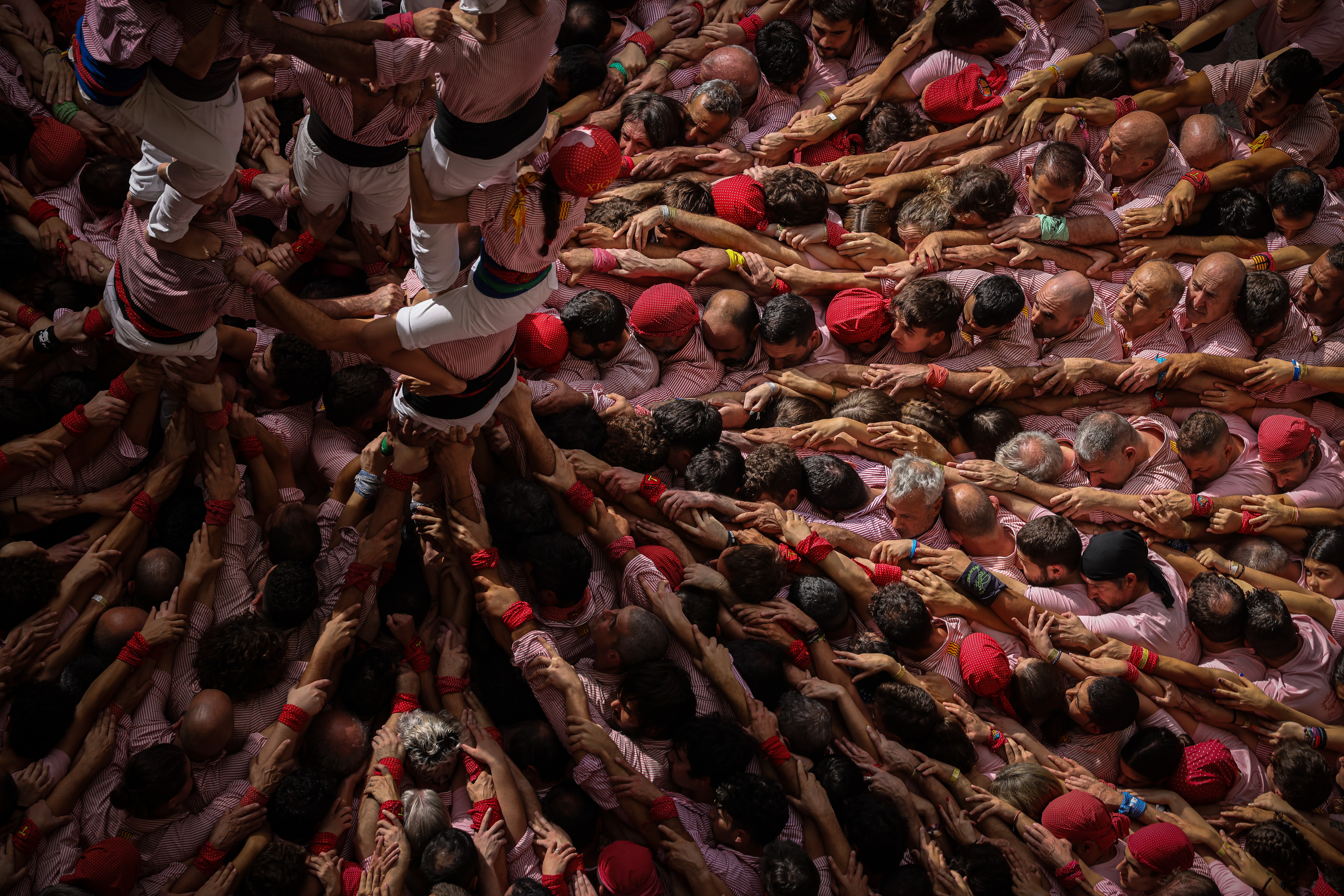 Xiquets de Tarragona base at the human tower contest