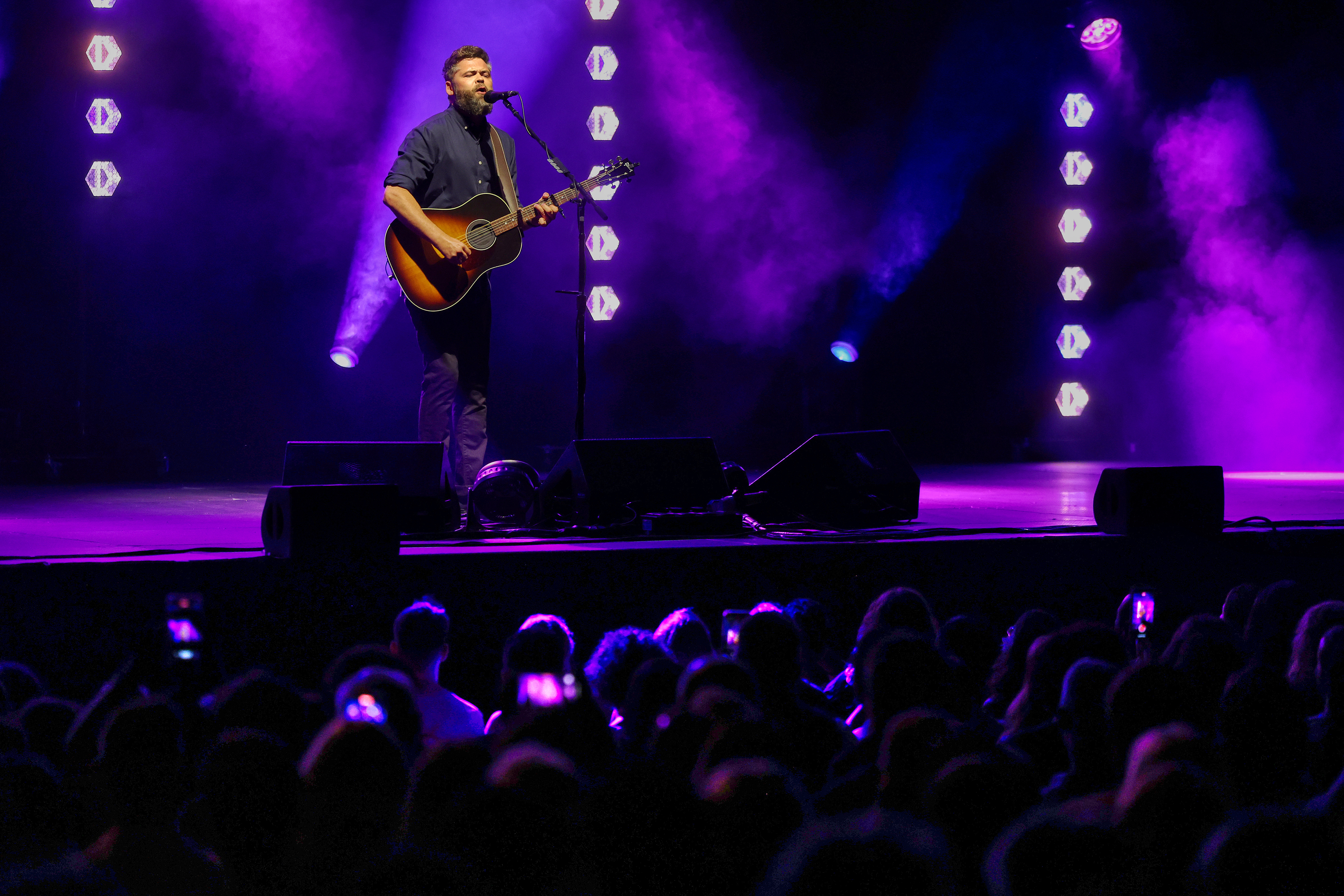 English singer Passenger with his guitar sings in Barcelona on July 24, 2024