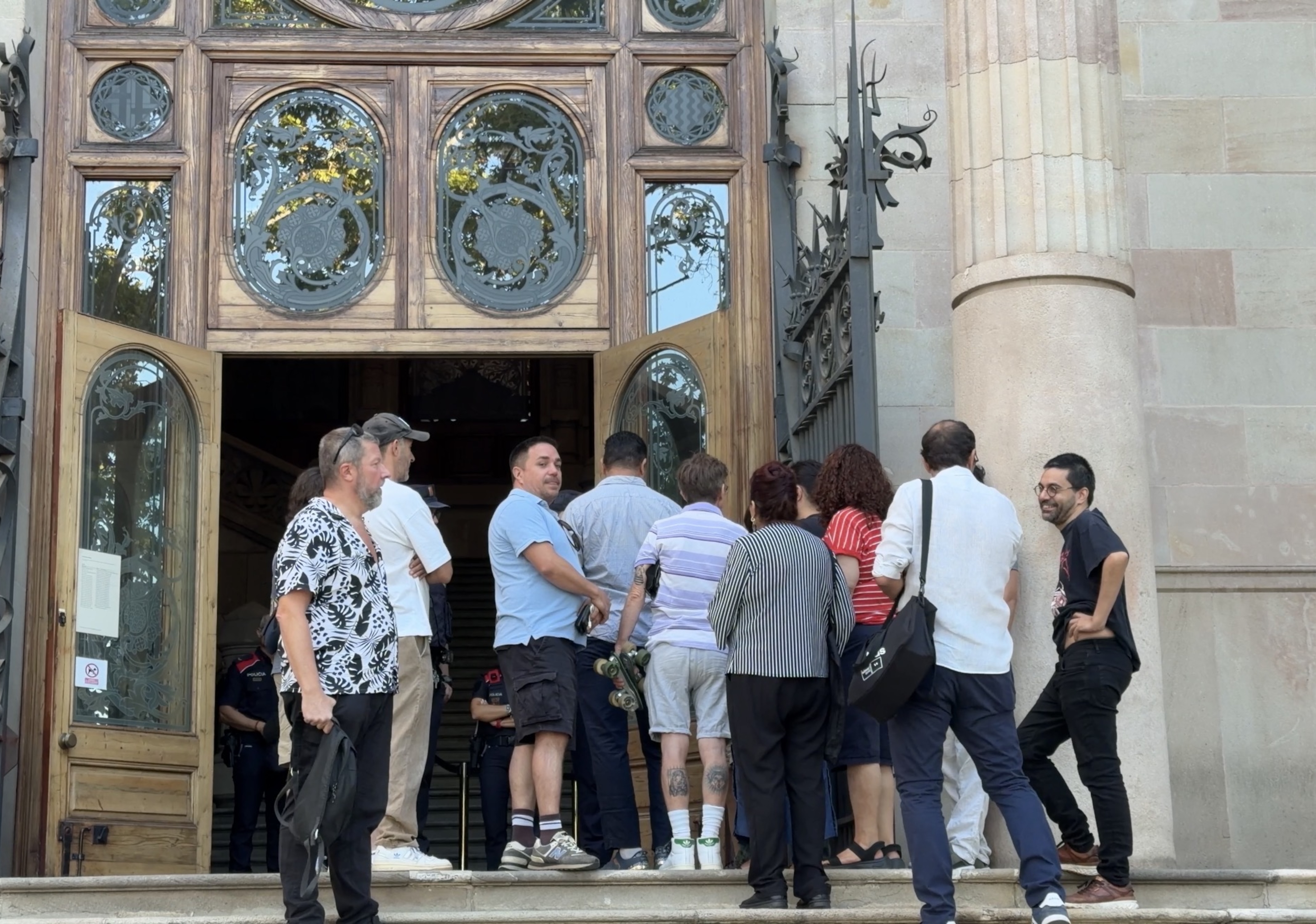 Staff of the Barcelona work center that provided service to Meta outside courtroom