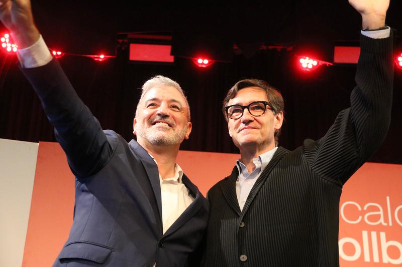 Socialist mayor candidate Jaume Collboni with PSC leader Salvador Illa on May 22, 2023