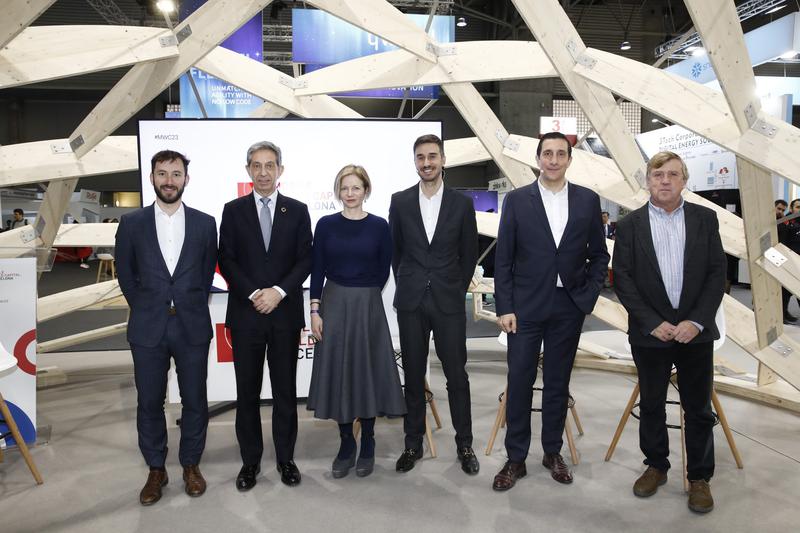 Albert Mundet, Barça Innovation HUB director, Francesc Fajula, Mobile World Capital CEO, Camila Tomas, Puig New Technologies vice-president, Guillem Oña, AirParfum CEO, Gregorio Sola, Puig Senior Perfumer and Ricard Barrera, Park Güell director