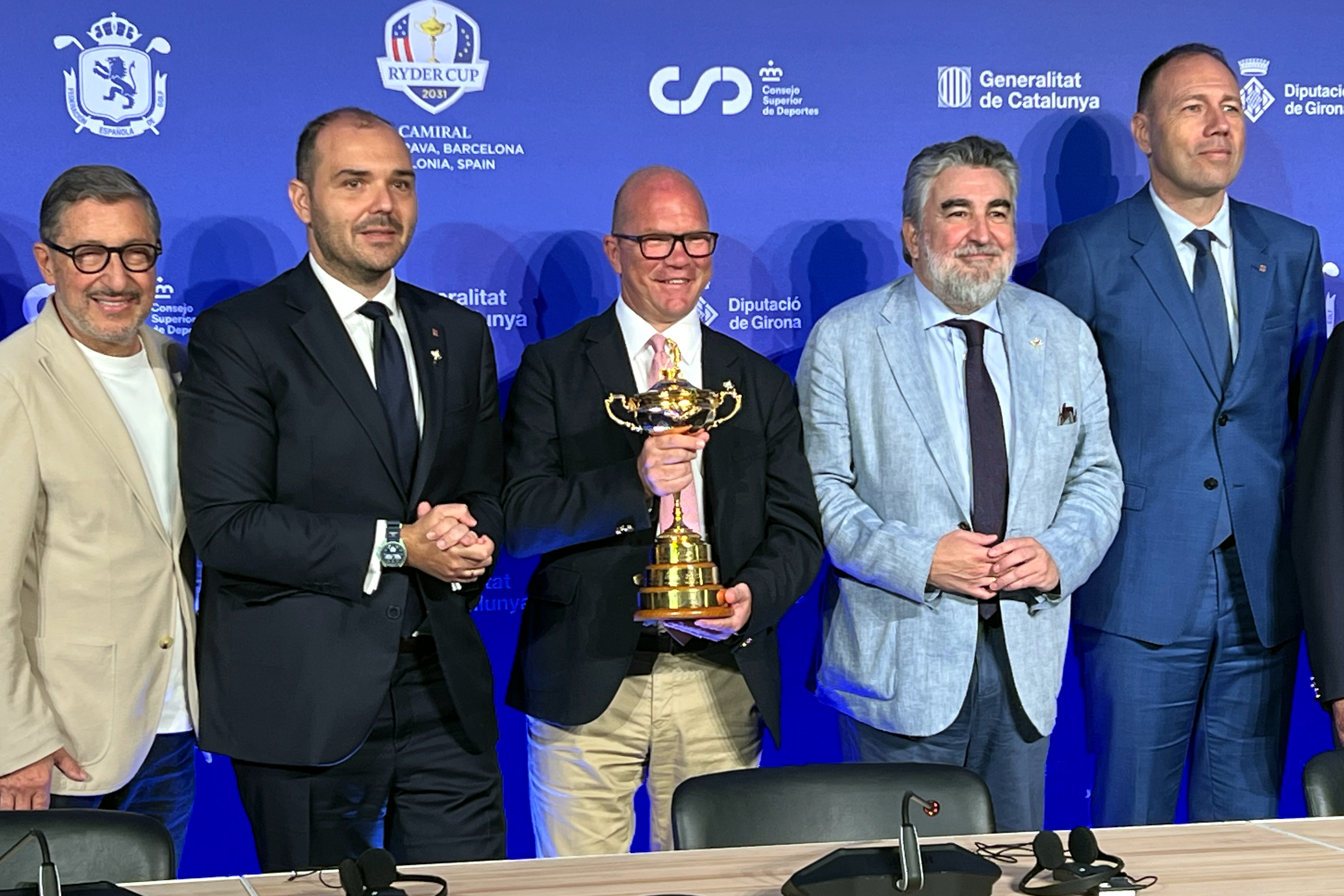 Tournament director, Guy Kinnings; Catalan presidency and sports ministers, Albert Dalmau and Berni Álvarez; and the President of the Spanish Sports Council, José Manuel Rodríguez Uribes