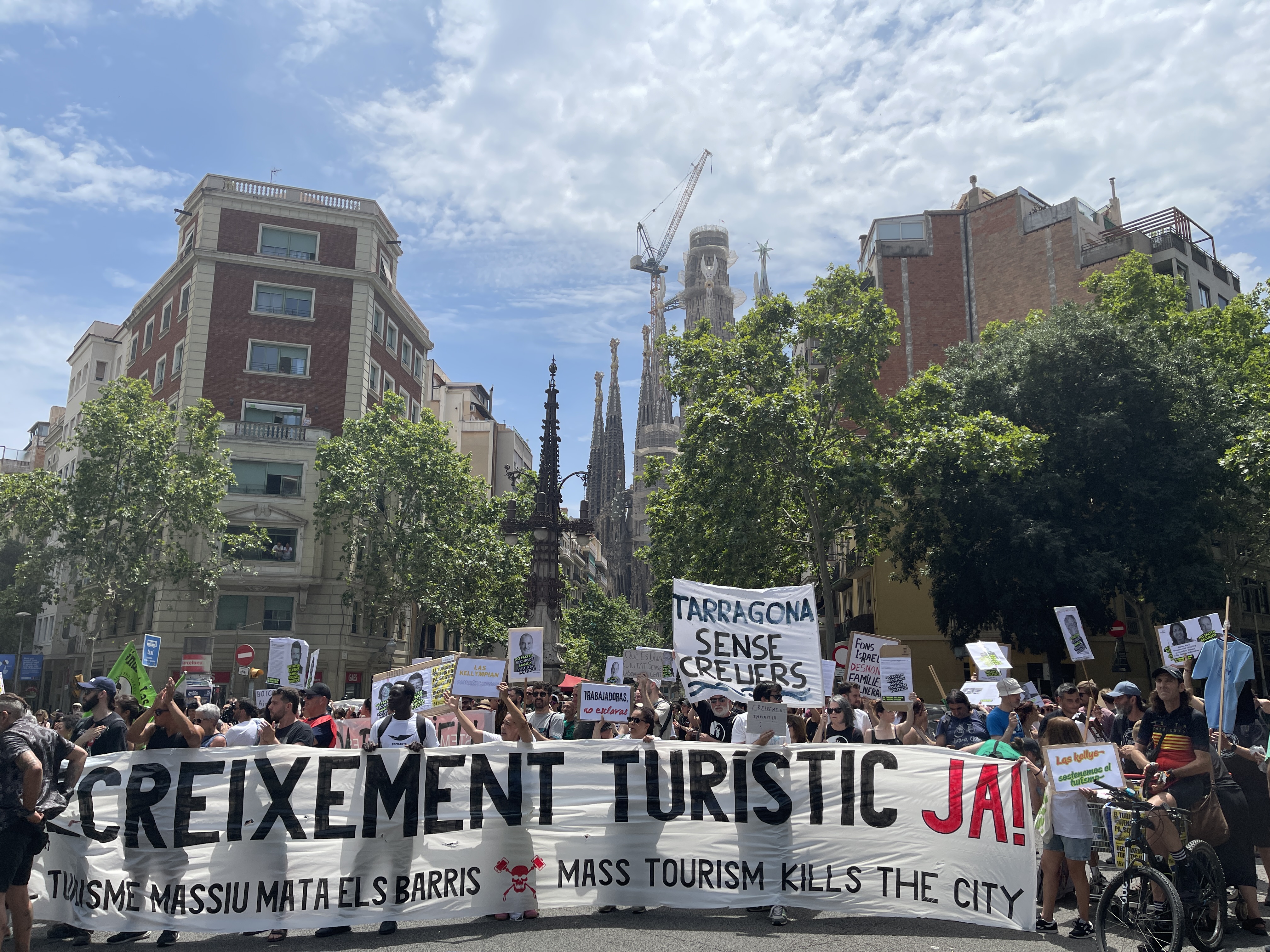 The protest finished at Sagrada Família