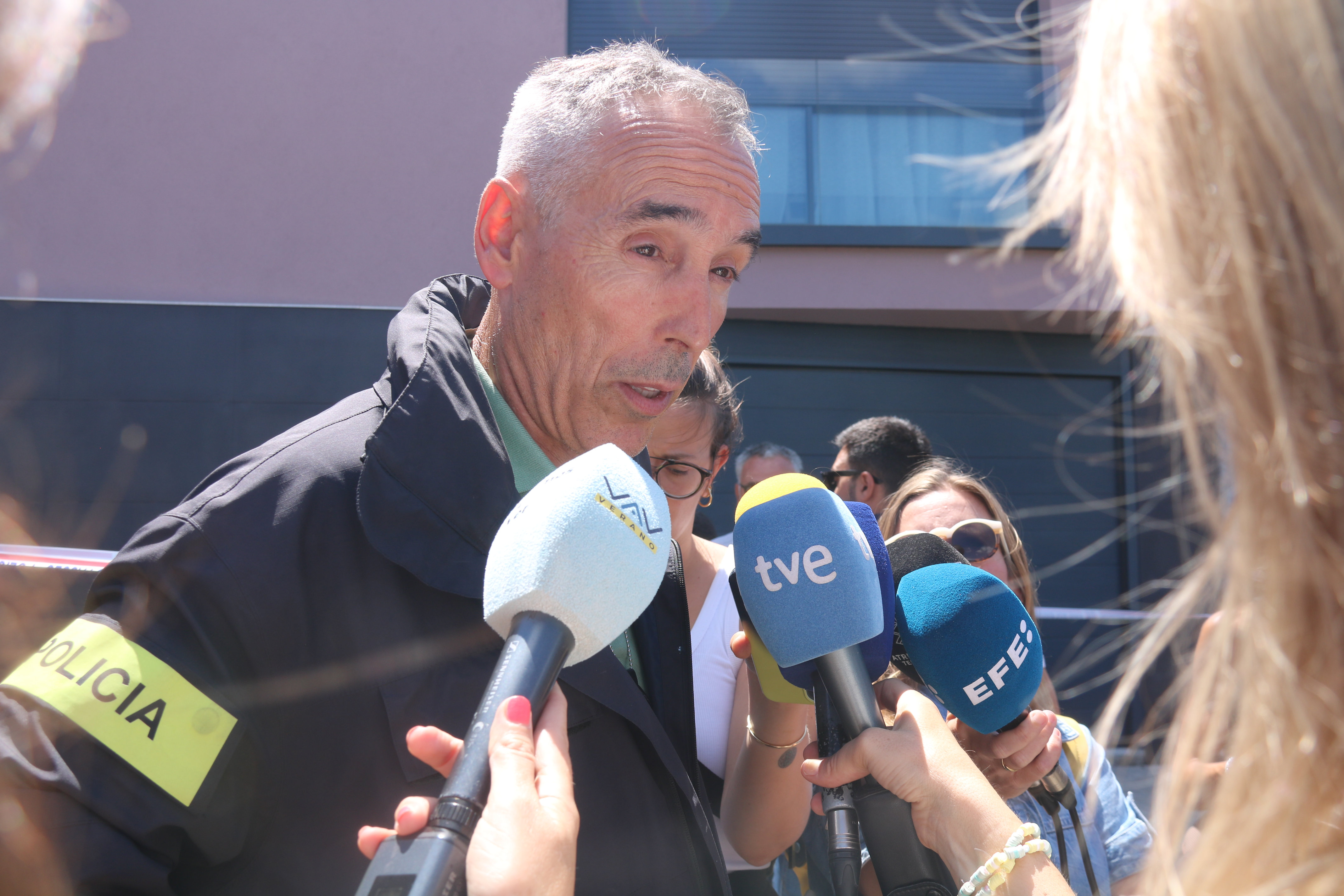 El cap de l'Àrea Bàsica Policial (ABP) de Mossos d'Osona, Josep Pericas, atenent la premsa.